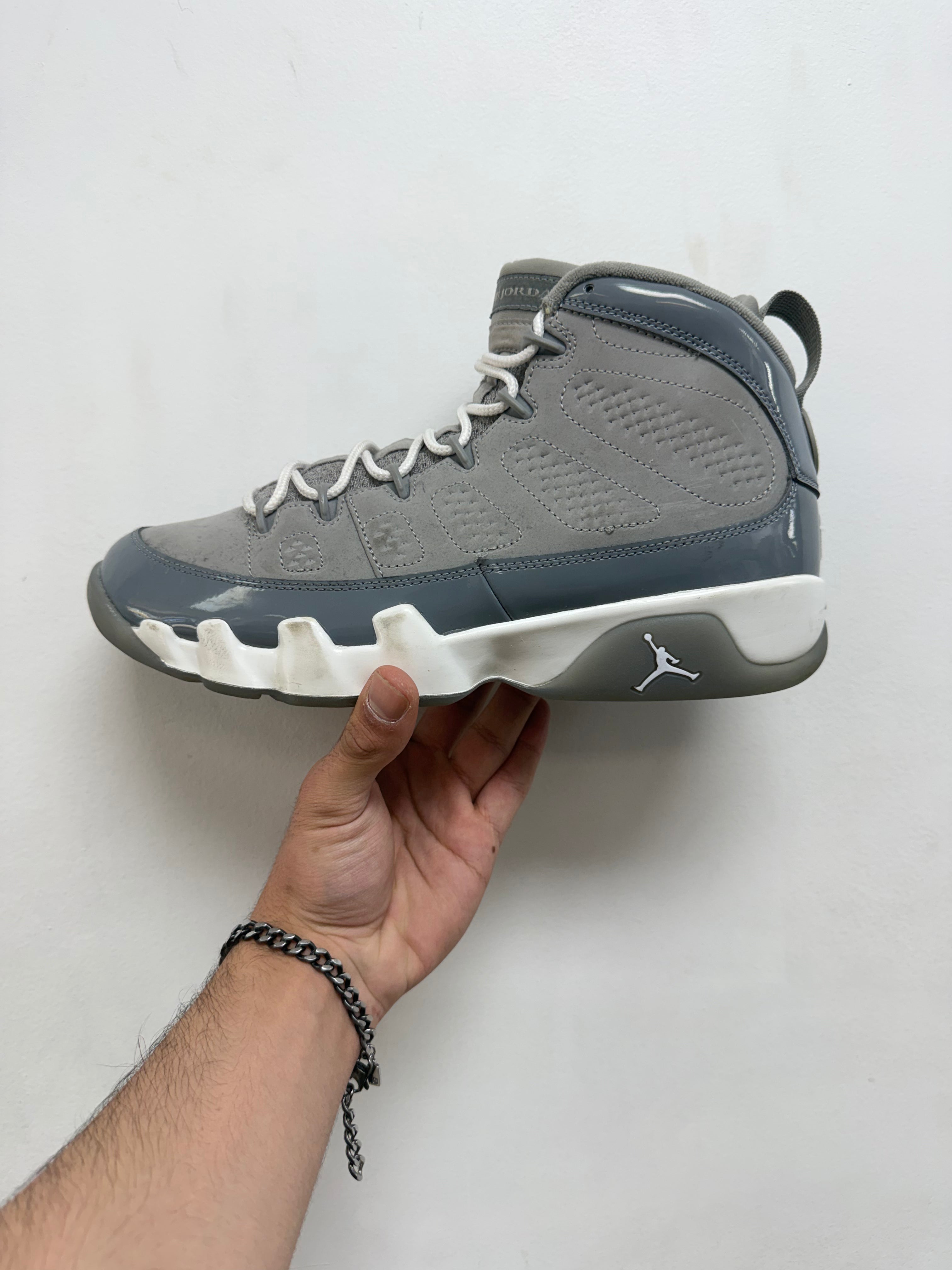 Jordan 9 Cool Grey Sneakers