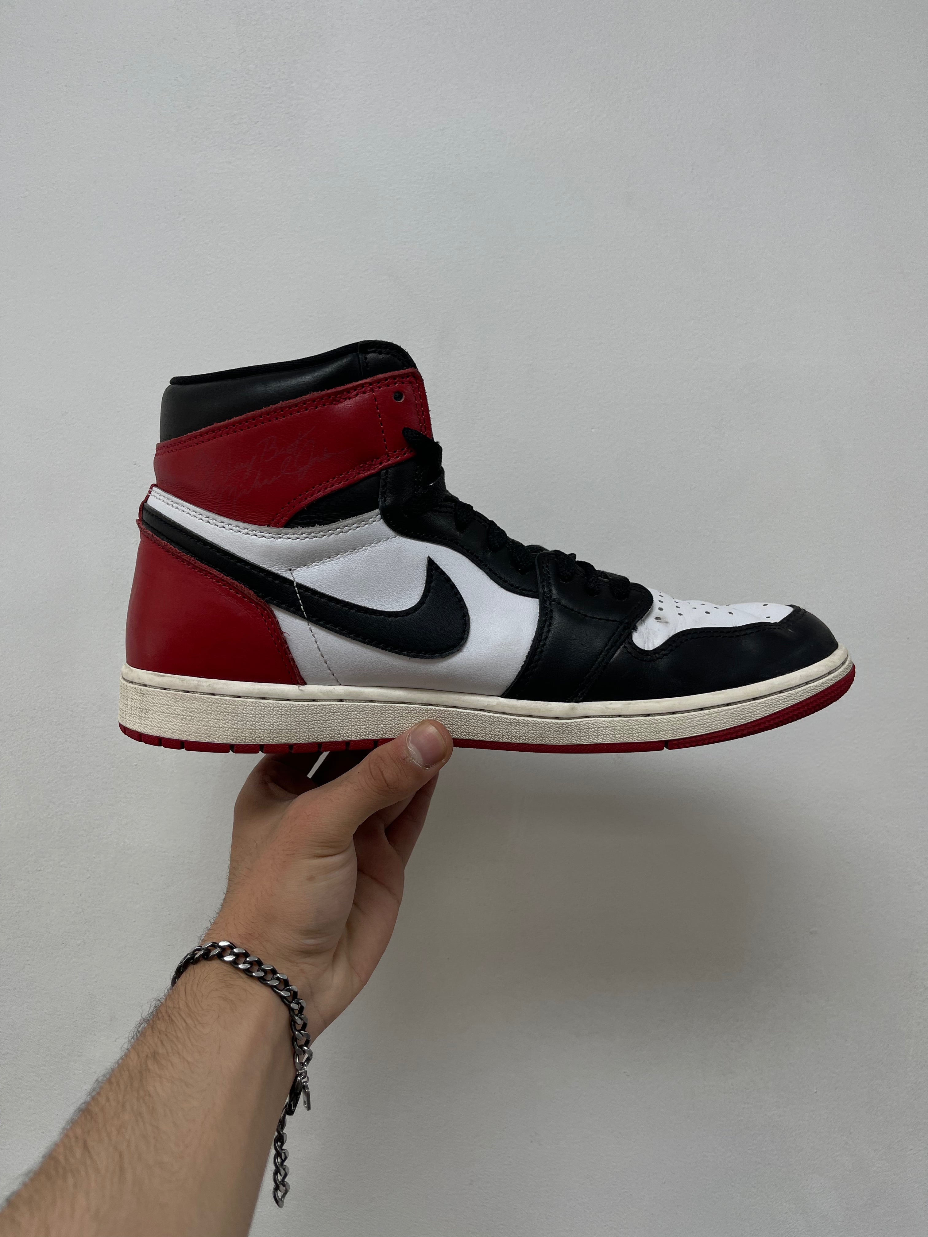Jordan 1 Black Toe (2025) Sneakers