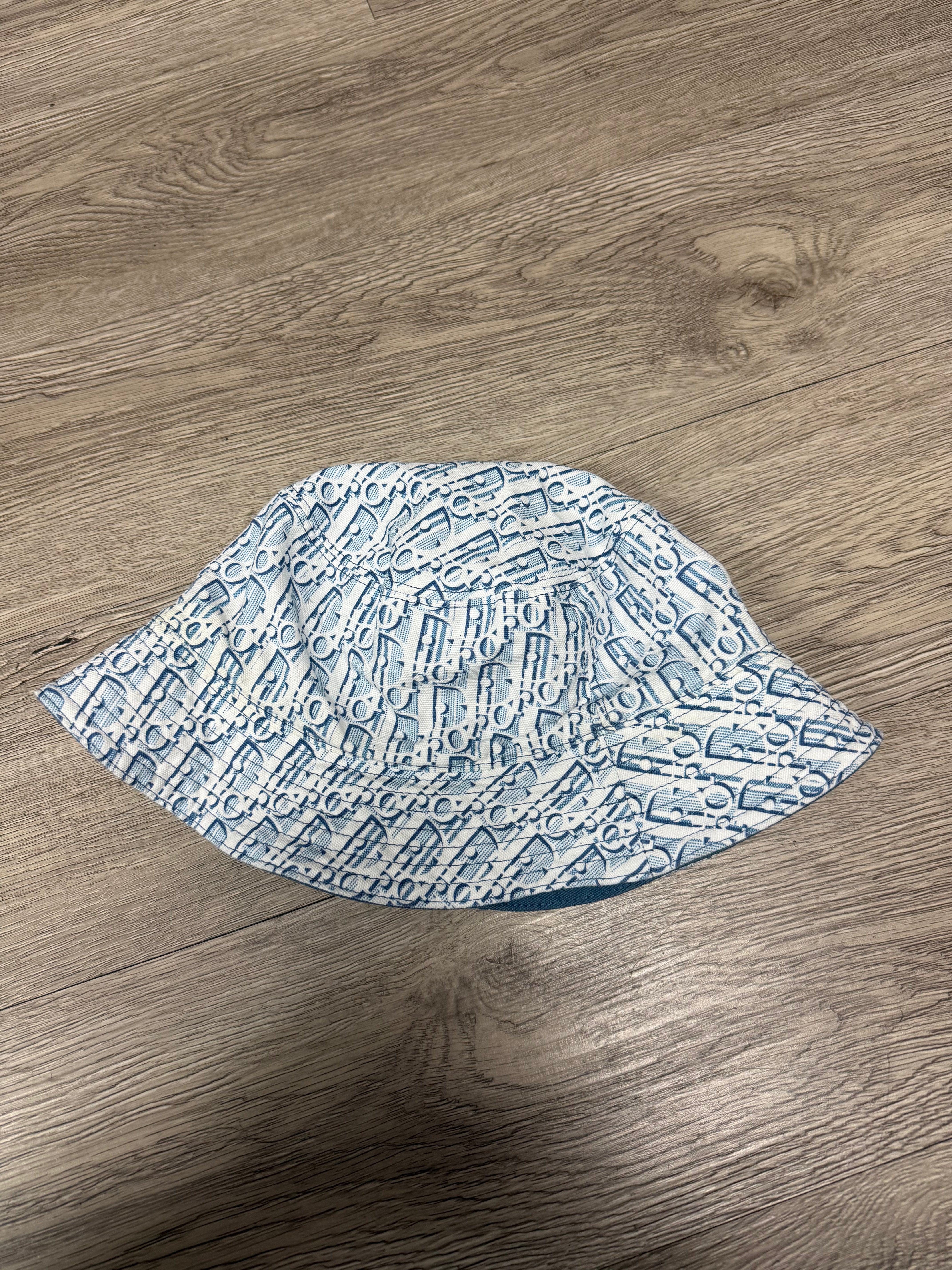 Dior Reversible Bucket Hat Blue Used