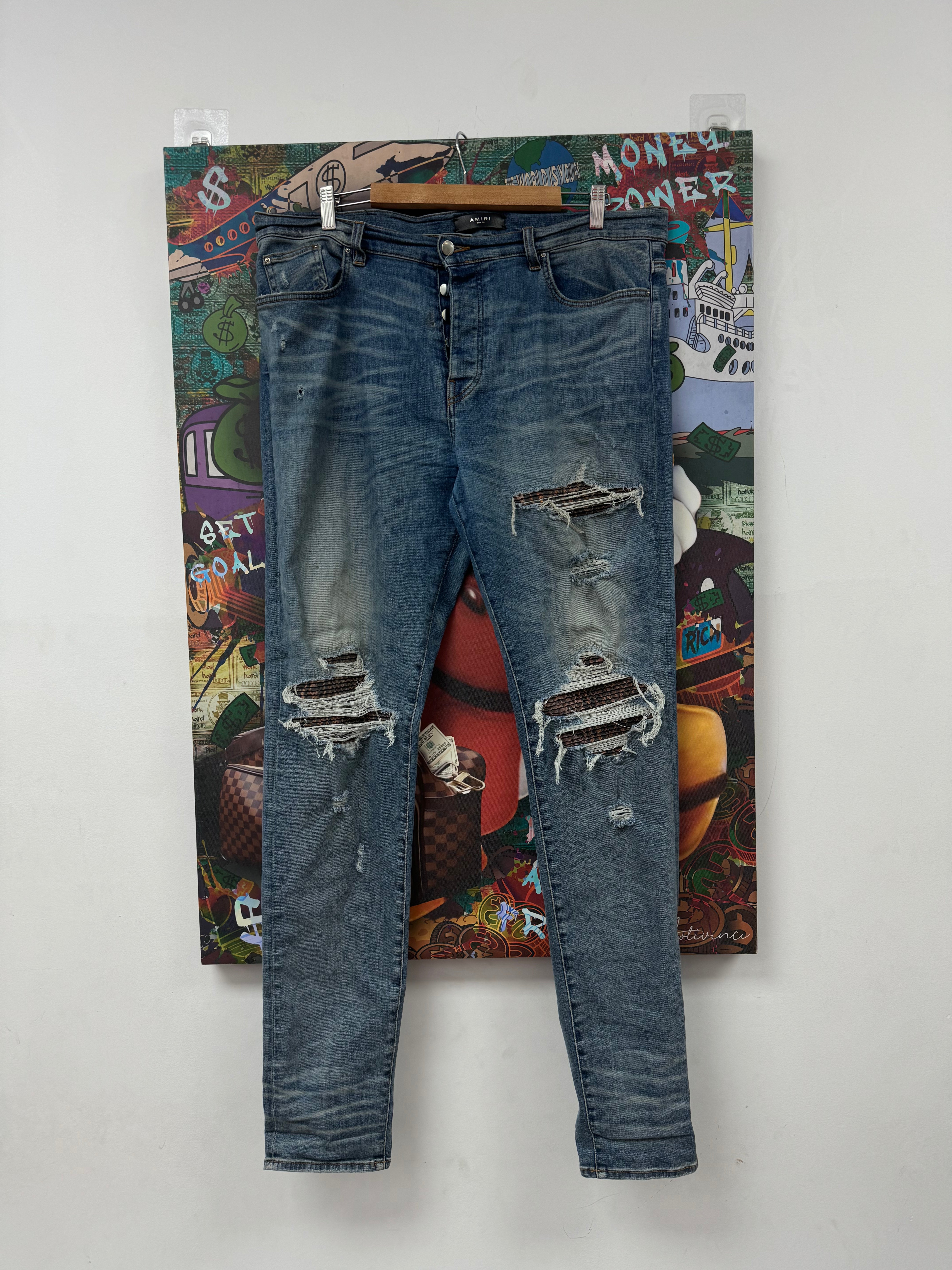 Amiri MX1 Light Wash Black Clay Patch Used 38 N/A