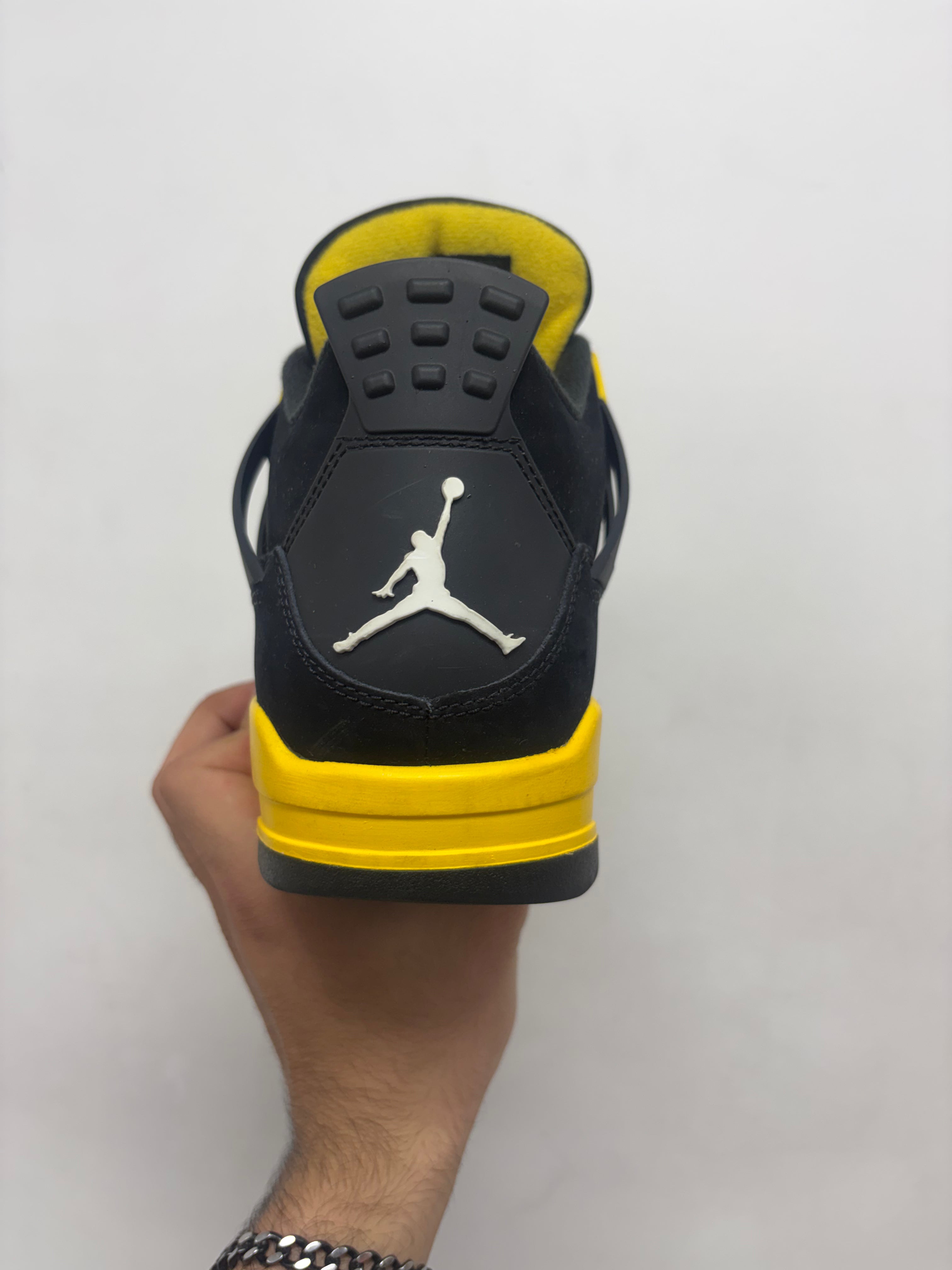Jordan 4 Yellow Thunder Sneakers