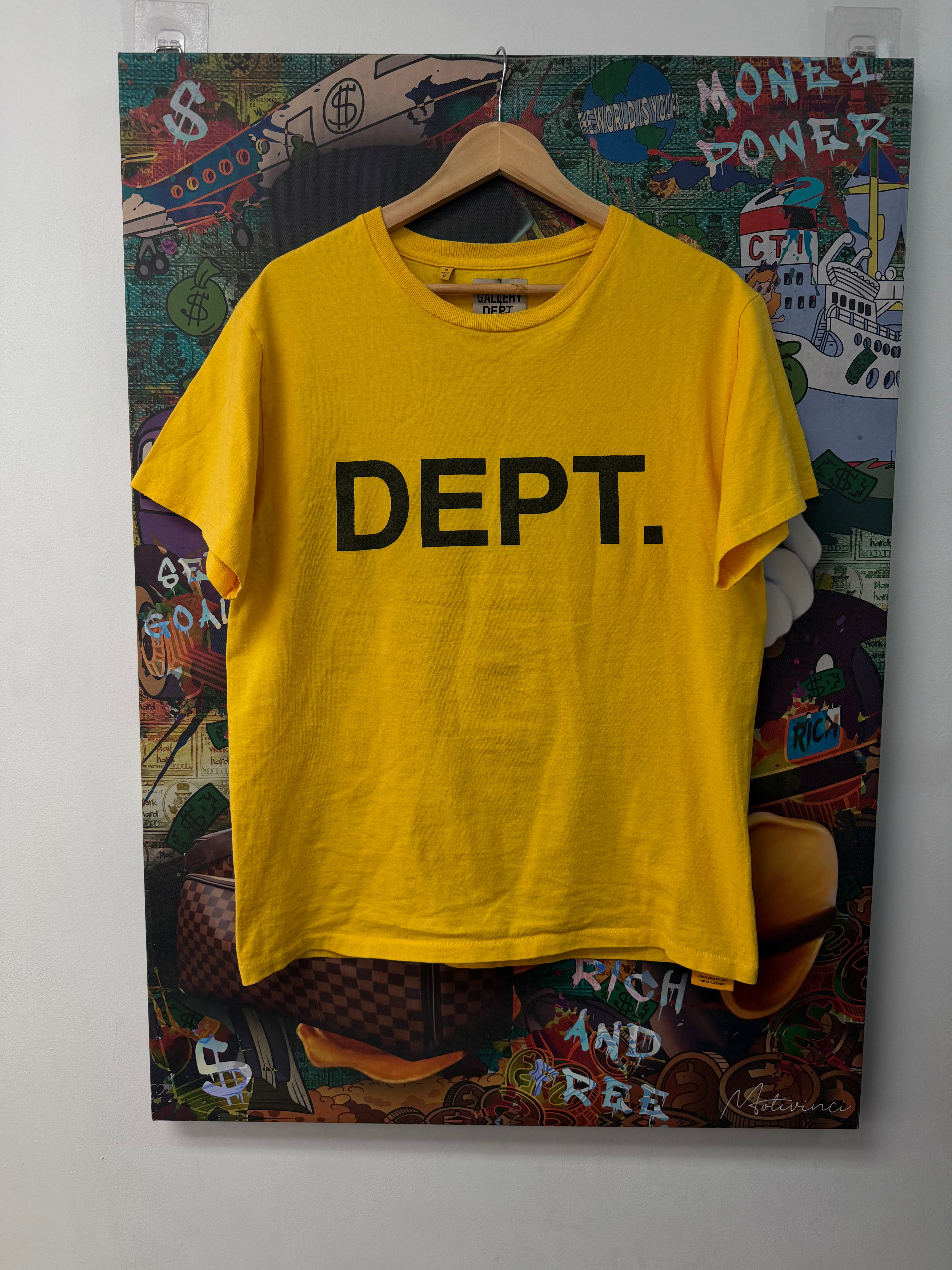 Gallery Dept Yellow Black Classic Tee