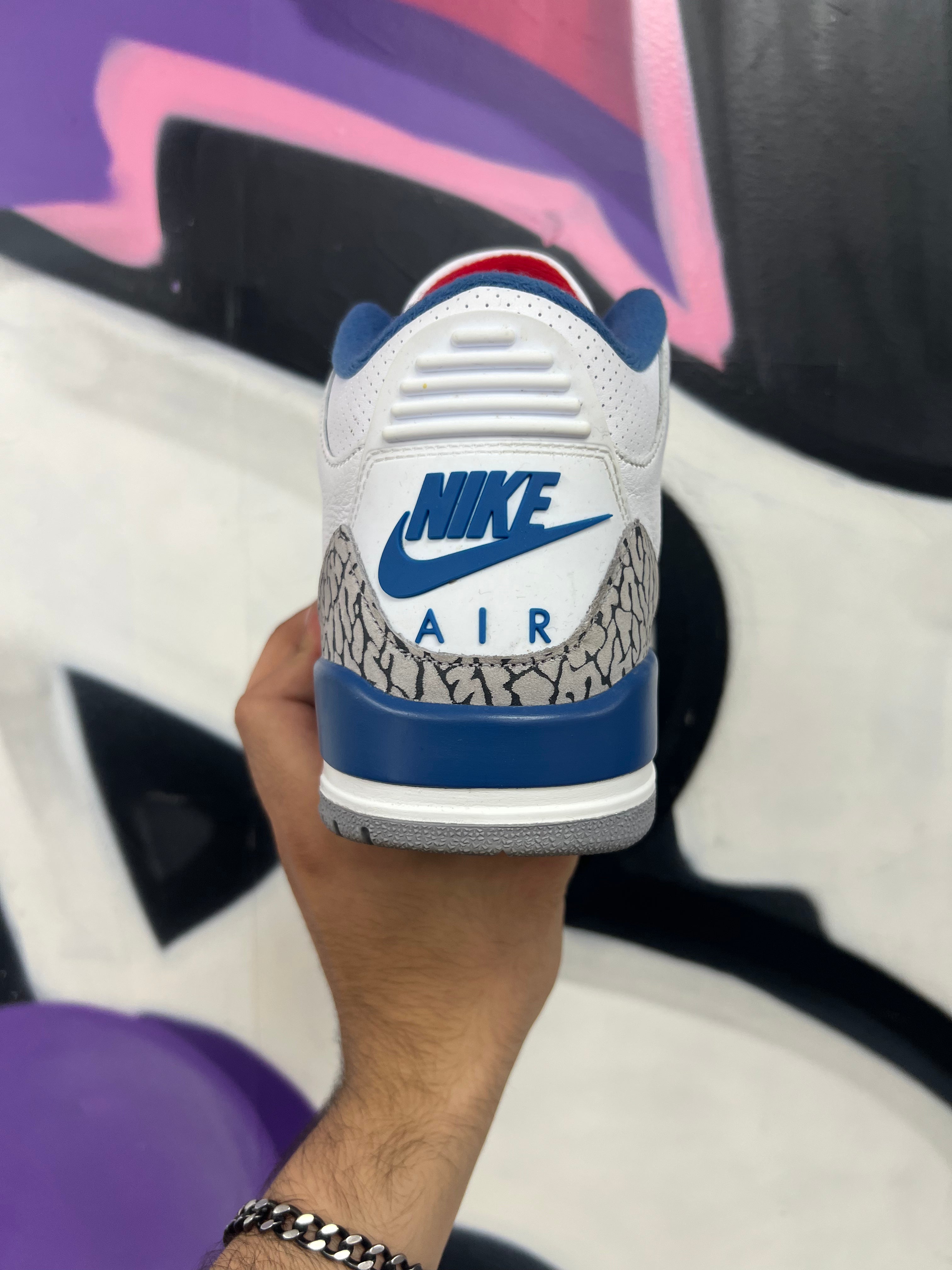 Jordan 3 True Blue Sneakers