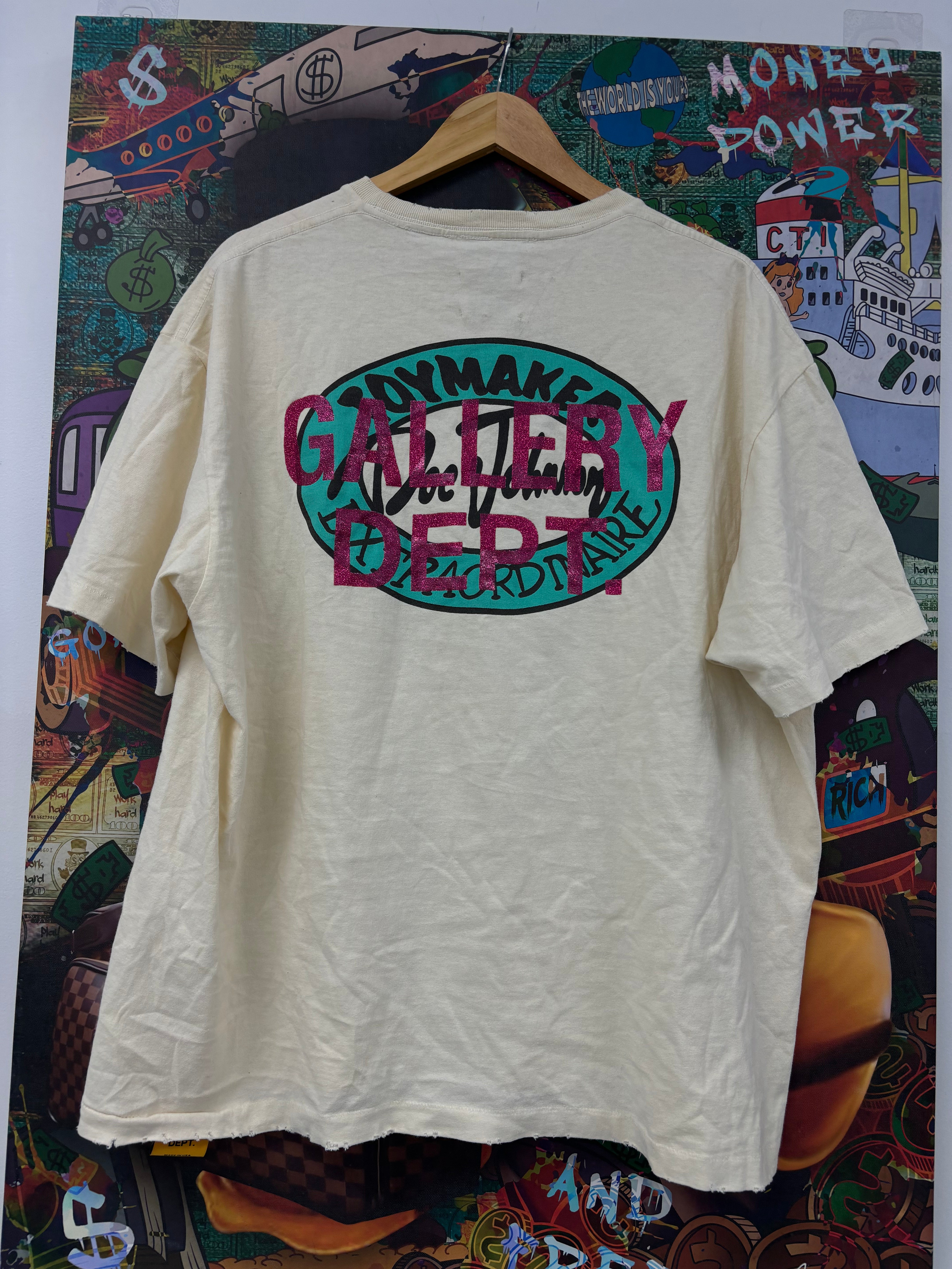 Gallery Dept Doc Johnson Batteries Tee Used XL