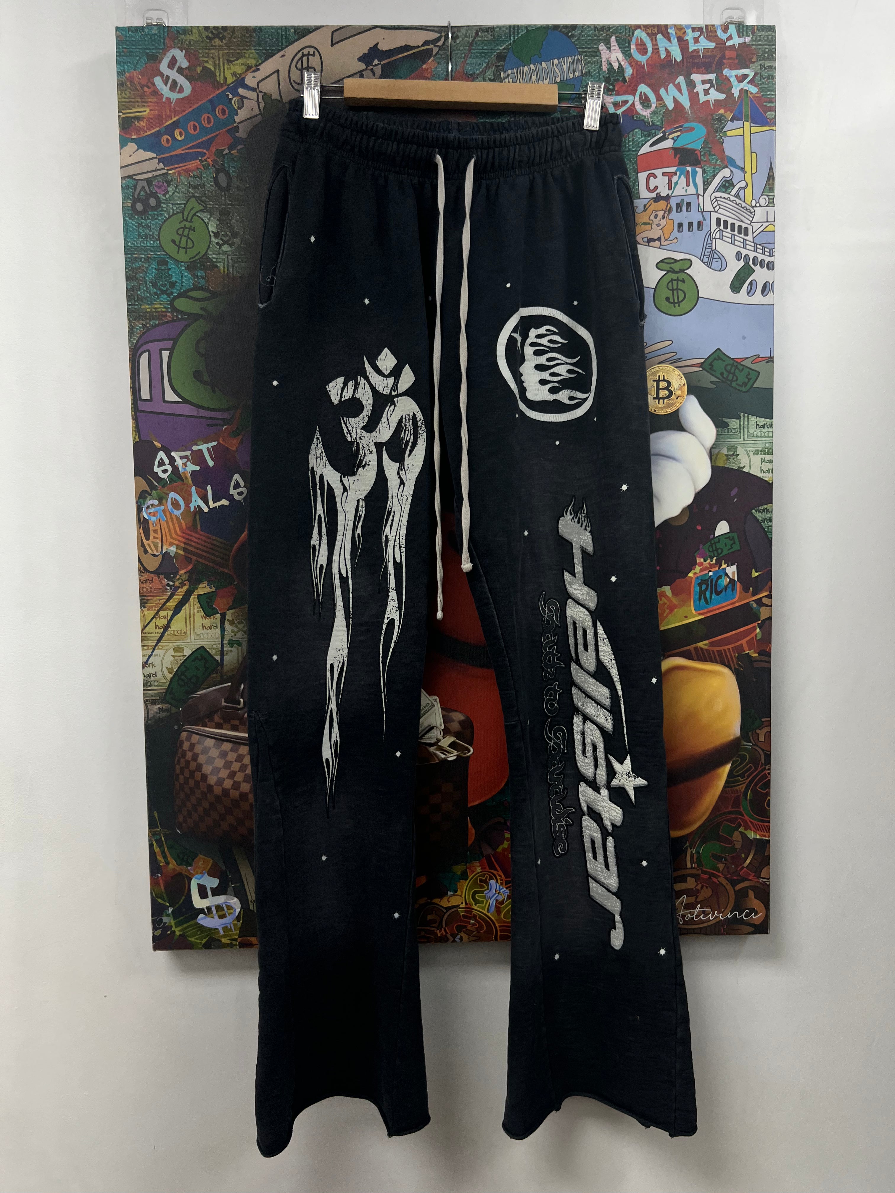 Hellstar Black Racer Sweats
