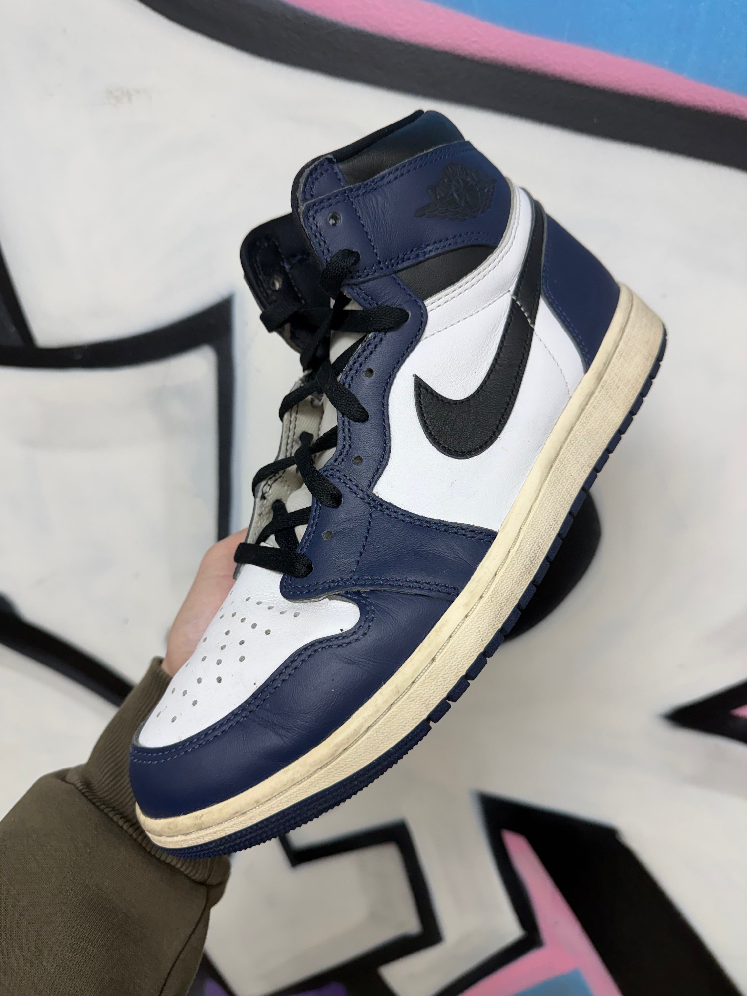 Jordan 1 85' Navy Sneakers