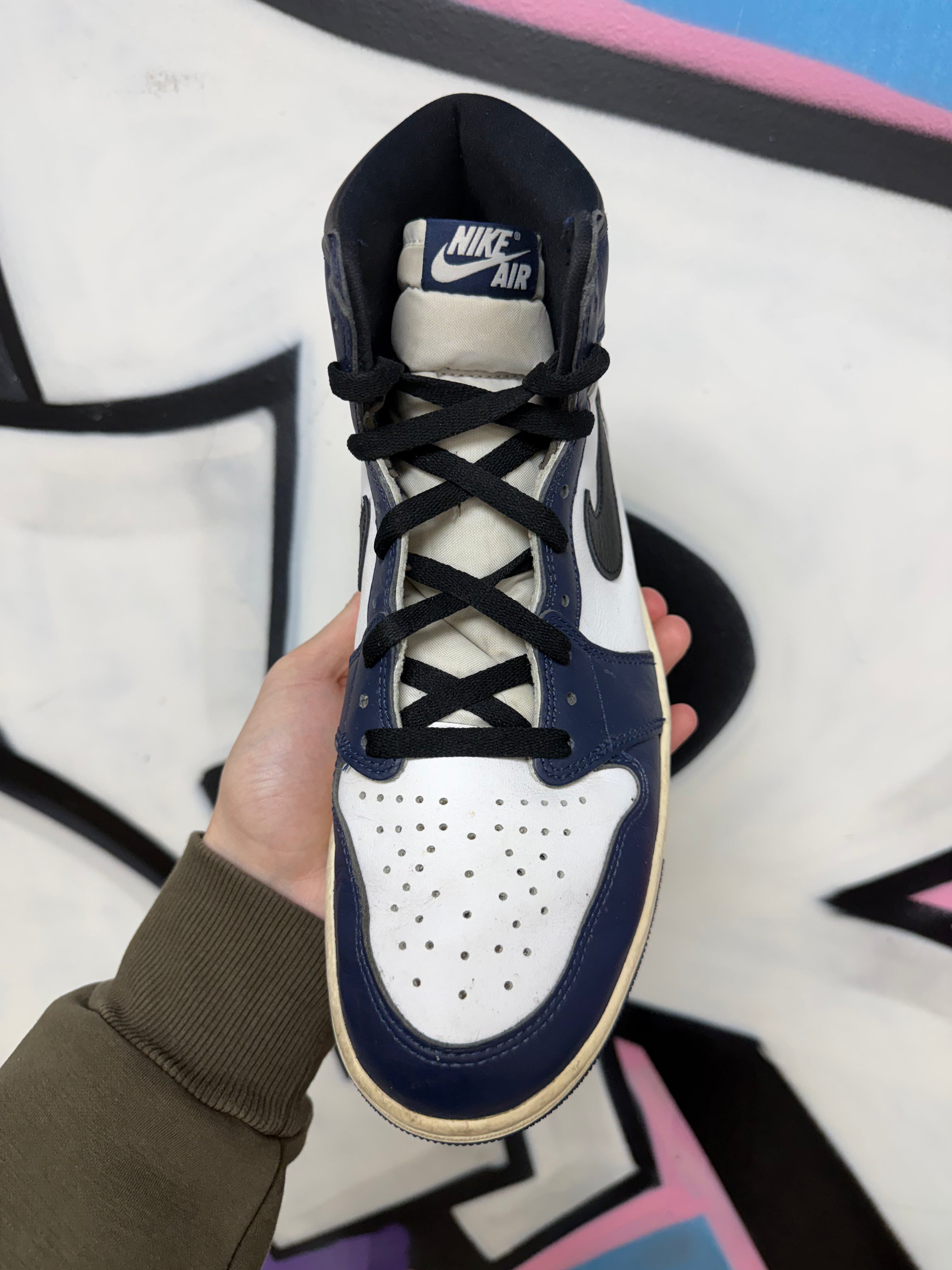 Jordan 1 85' Navy Sneakers