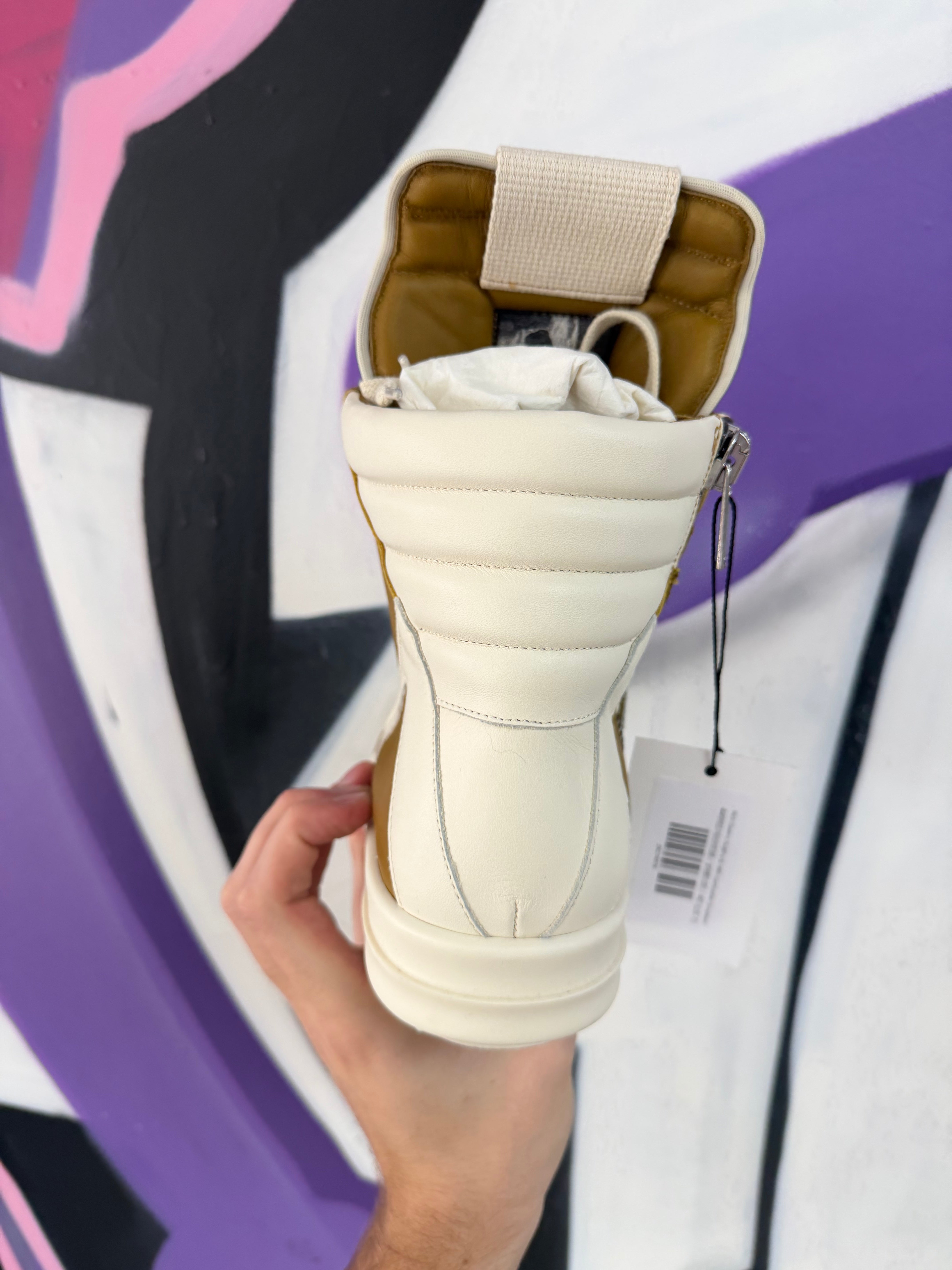 Rick Owens Sulpha & Milk Geobasket Sneakers
