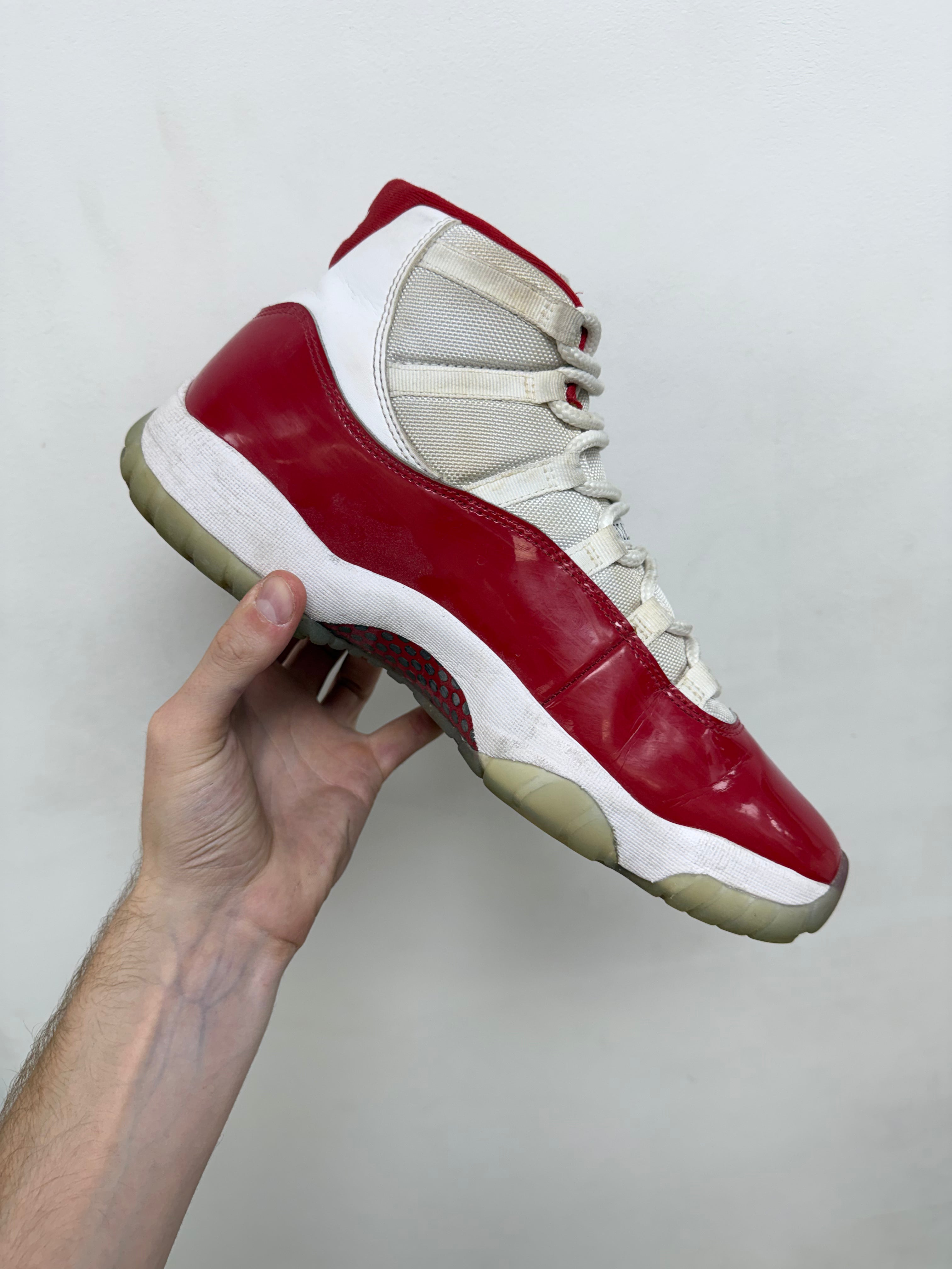 Jordan 11 Cherry Sneakers