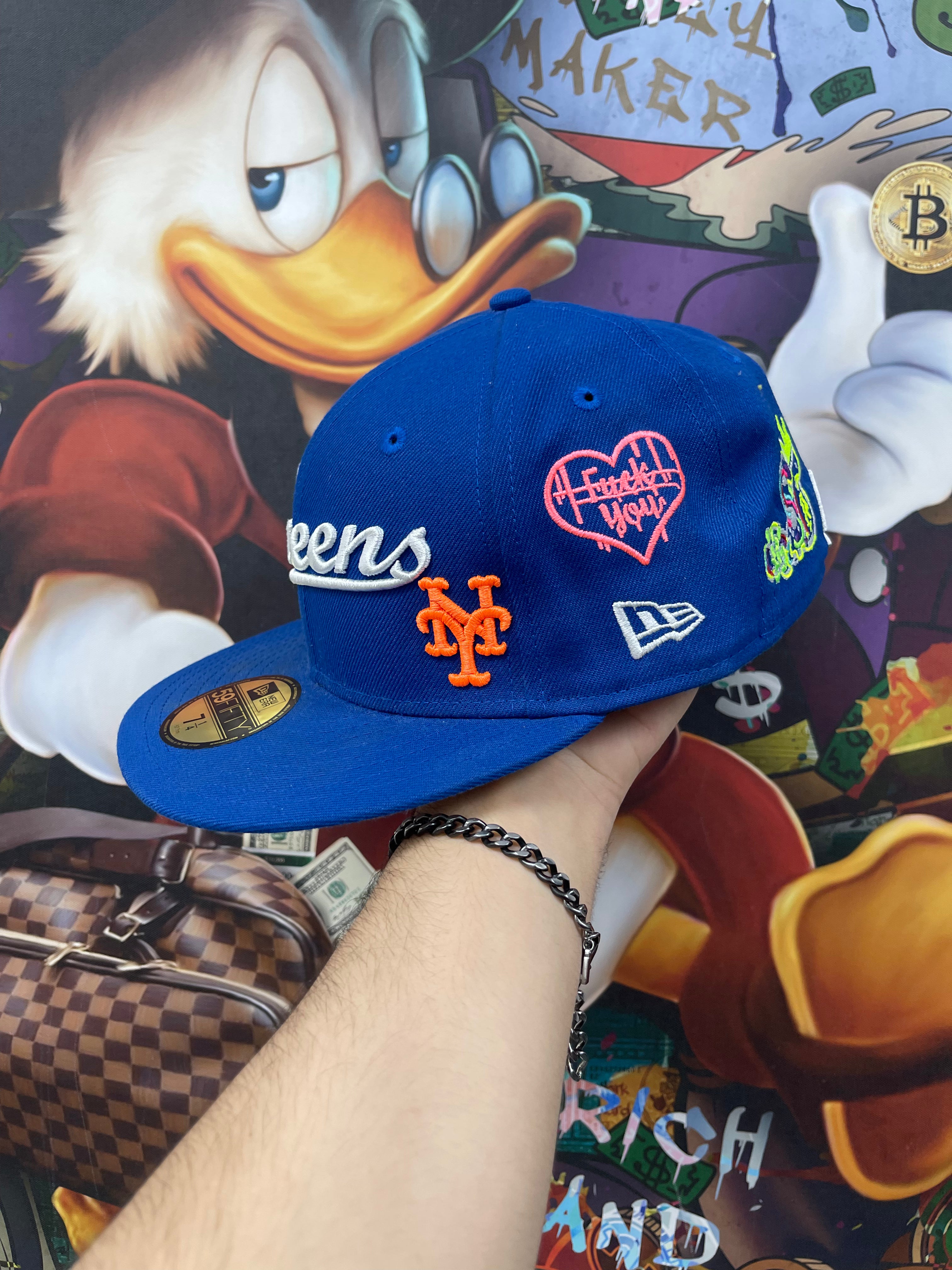 Slow Bucks Blue White Queens Hat