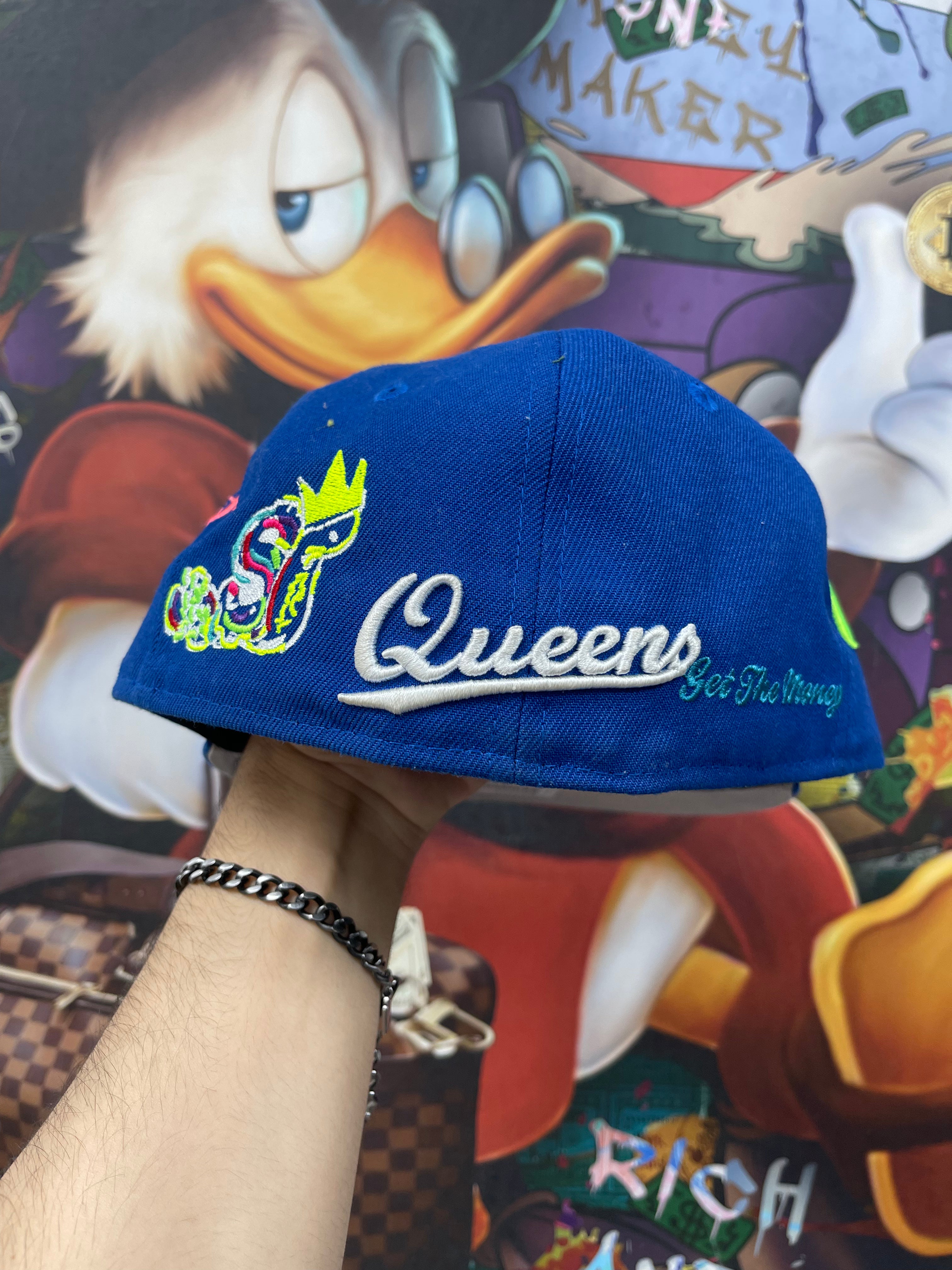 Slow Bucks Blue White Queens Hat