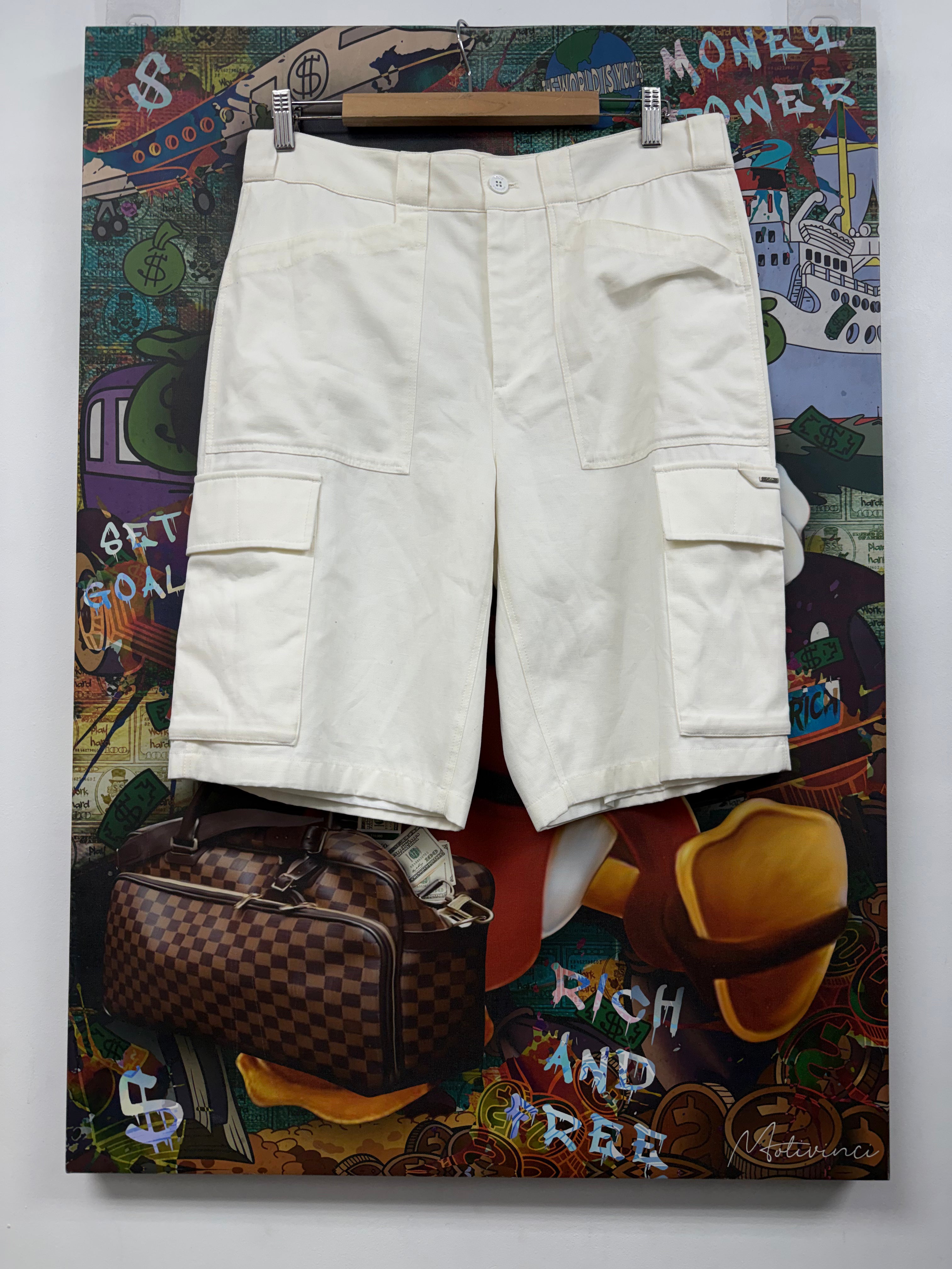 Louis Vuitton White Cargo (42) Shorts
