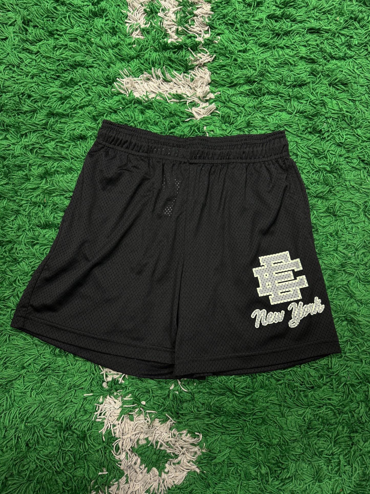 EE Shorts Black New York Medium New