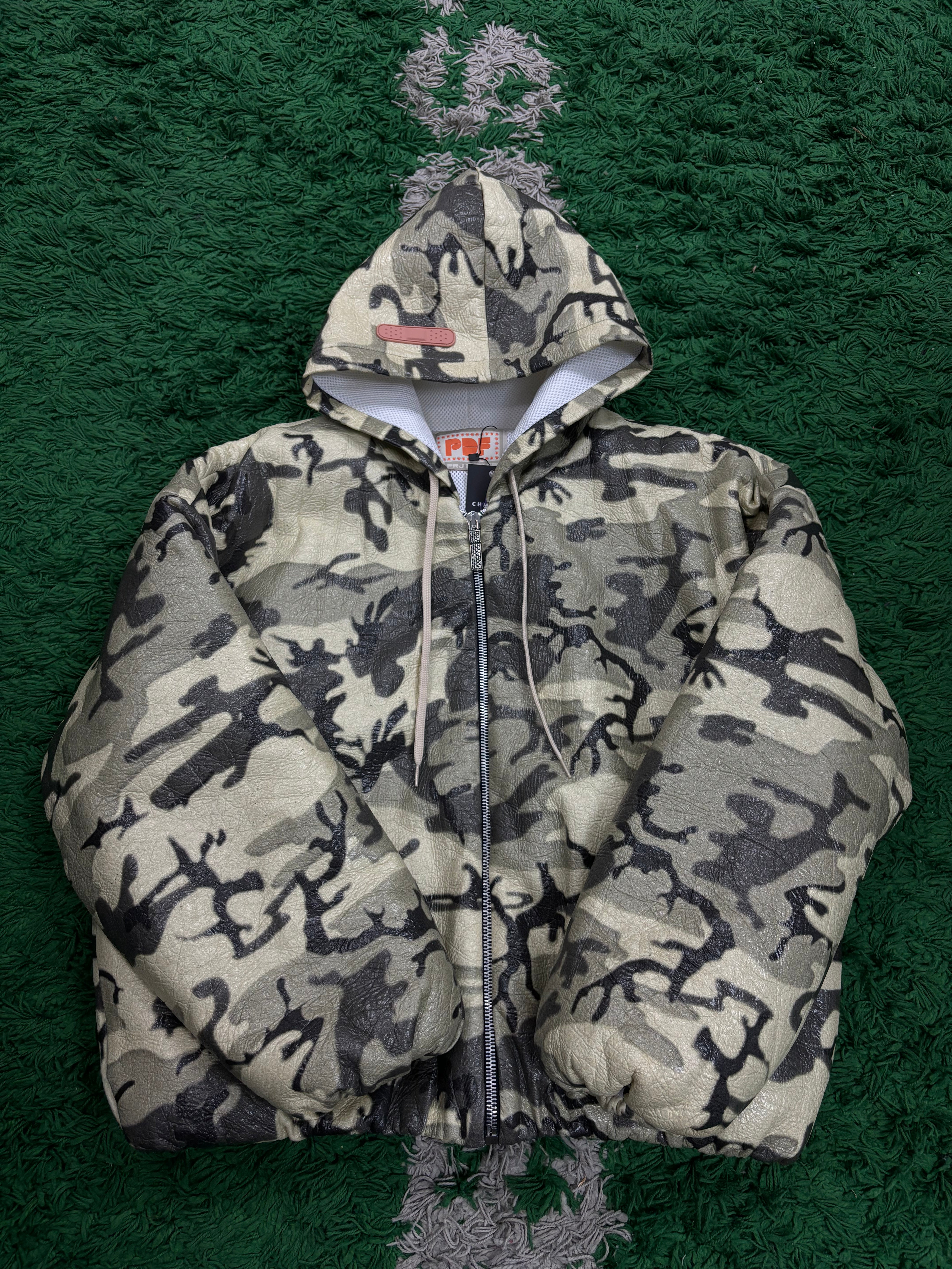 PDF Chanel green camo jacket Used XL