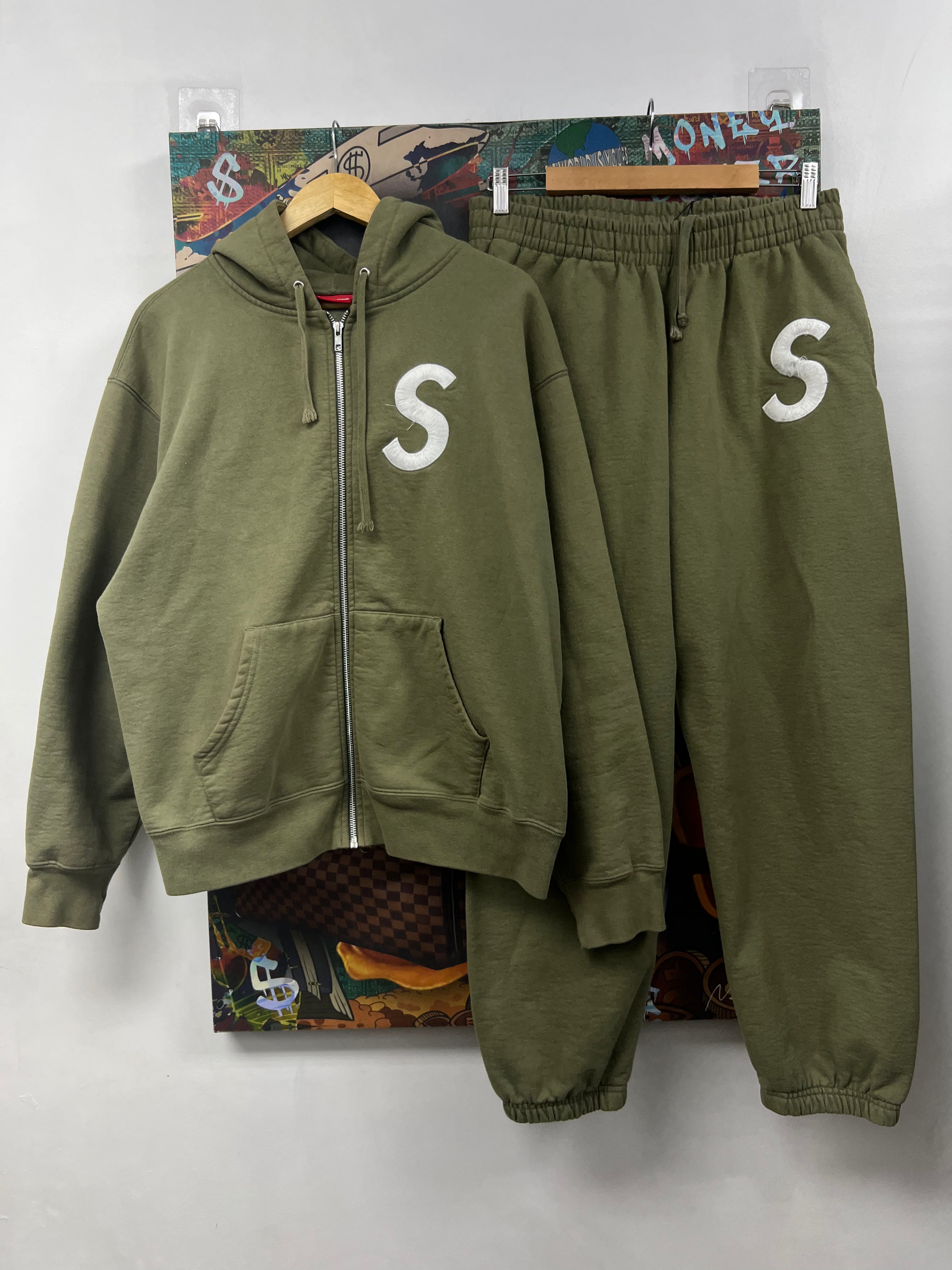 Supreme Olive S Logo Sweatsuit