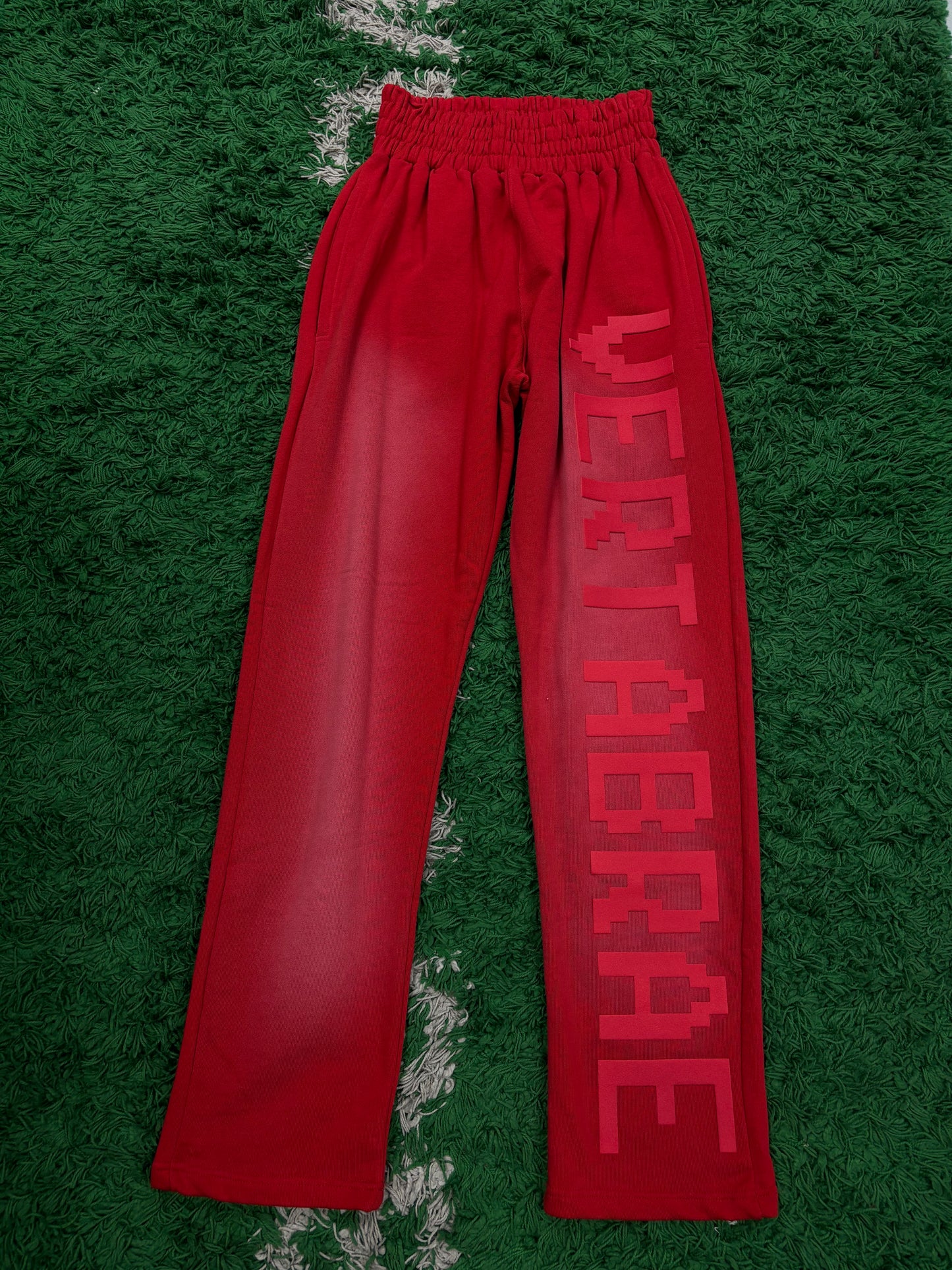 Vertabrae Sweats Red Red