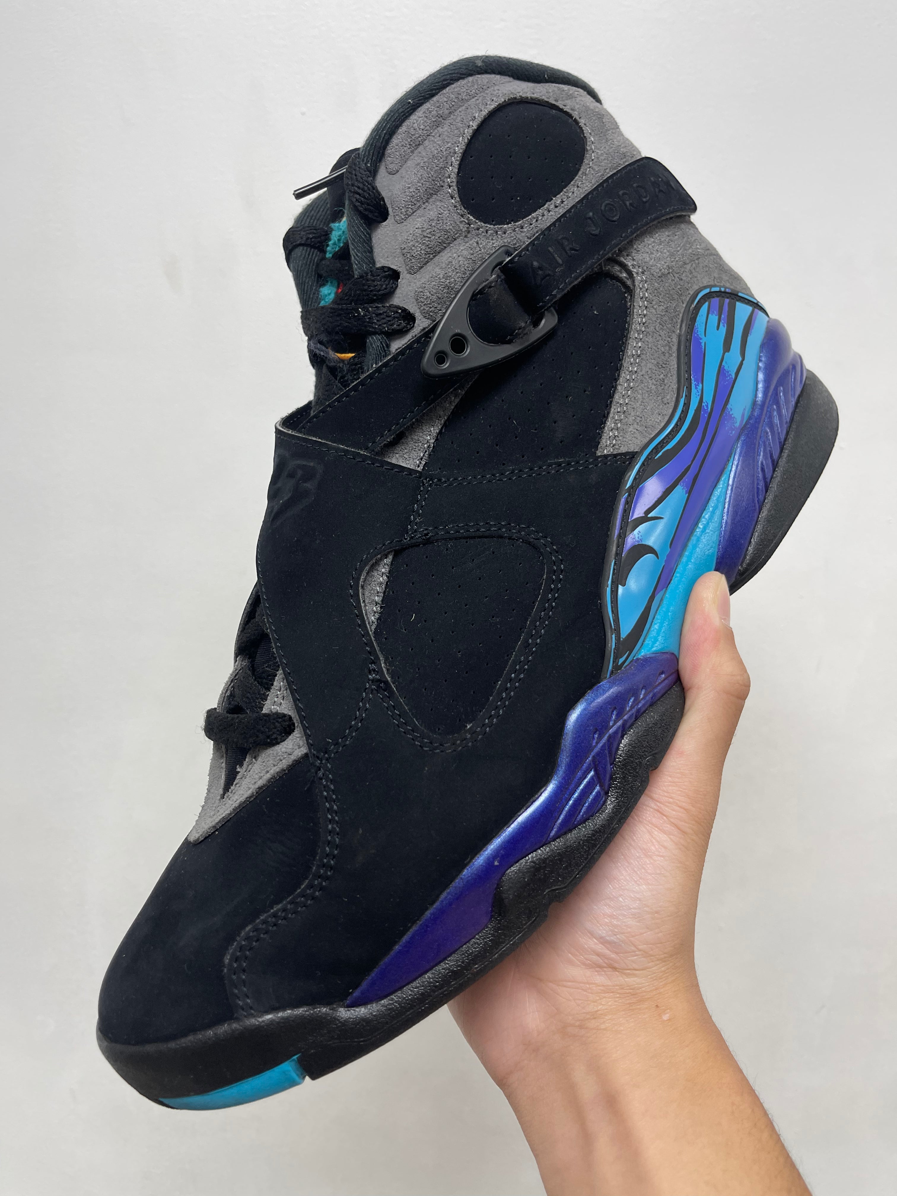Jordan 8 Aqua Sneakers