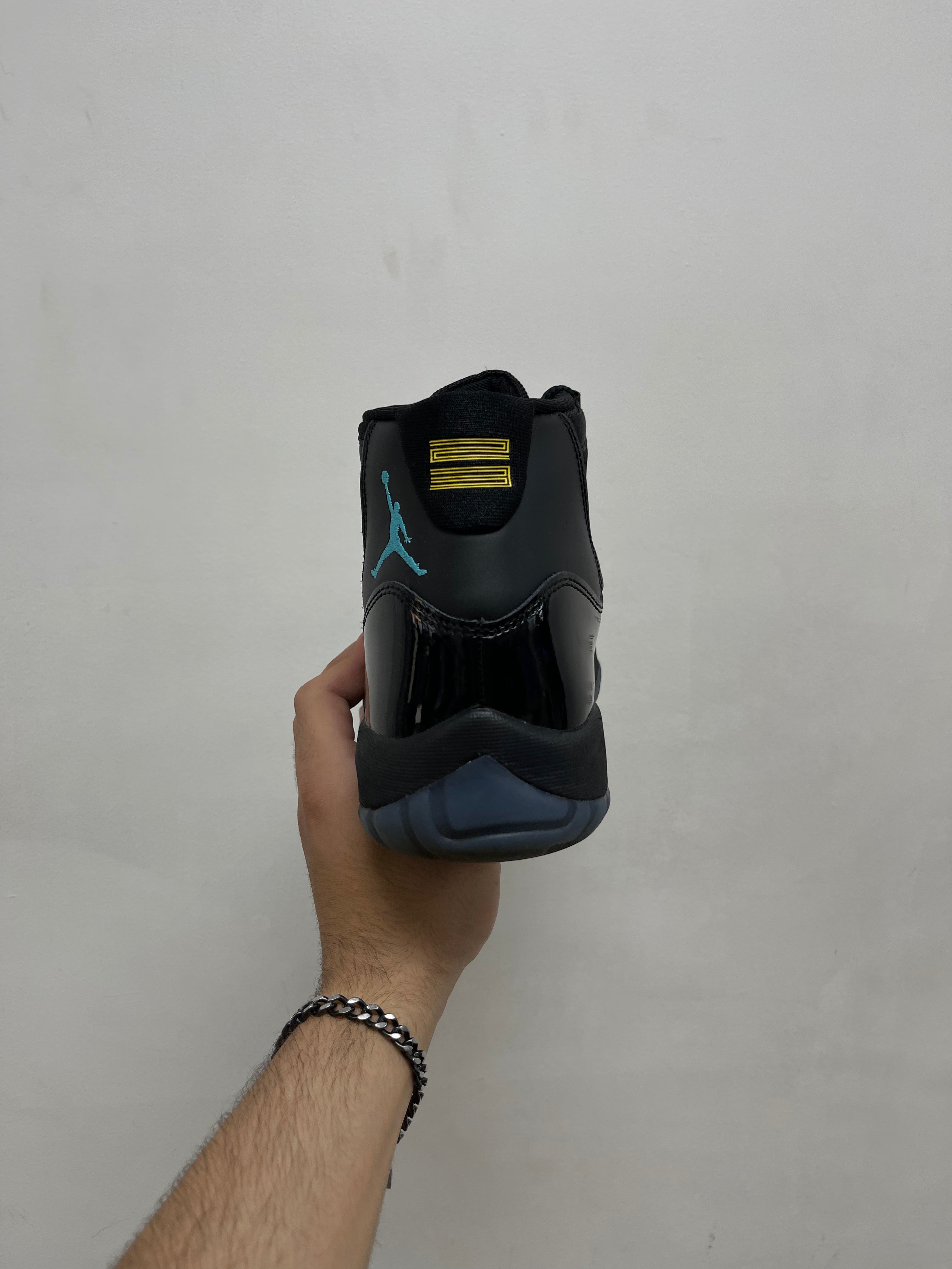 Jordan 11 Gamma Sneakers