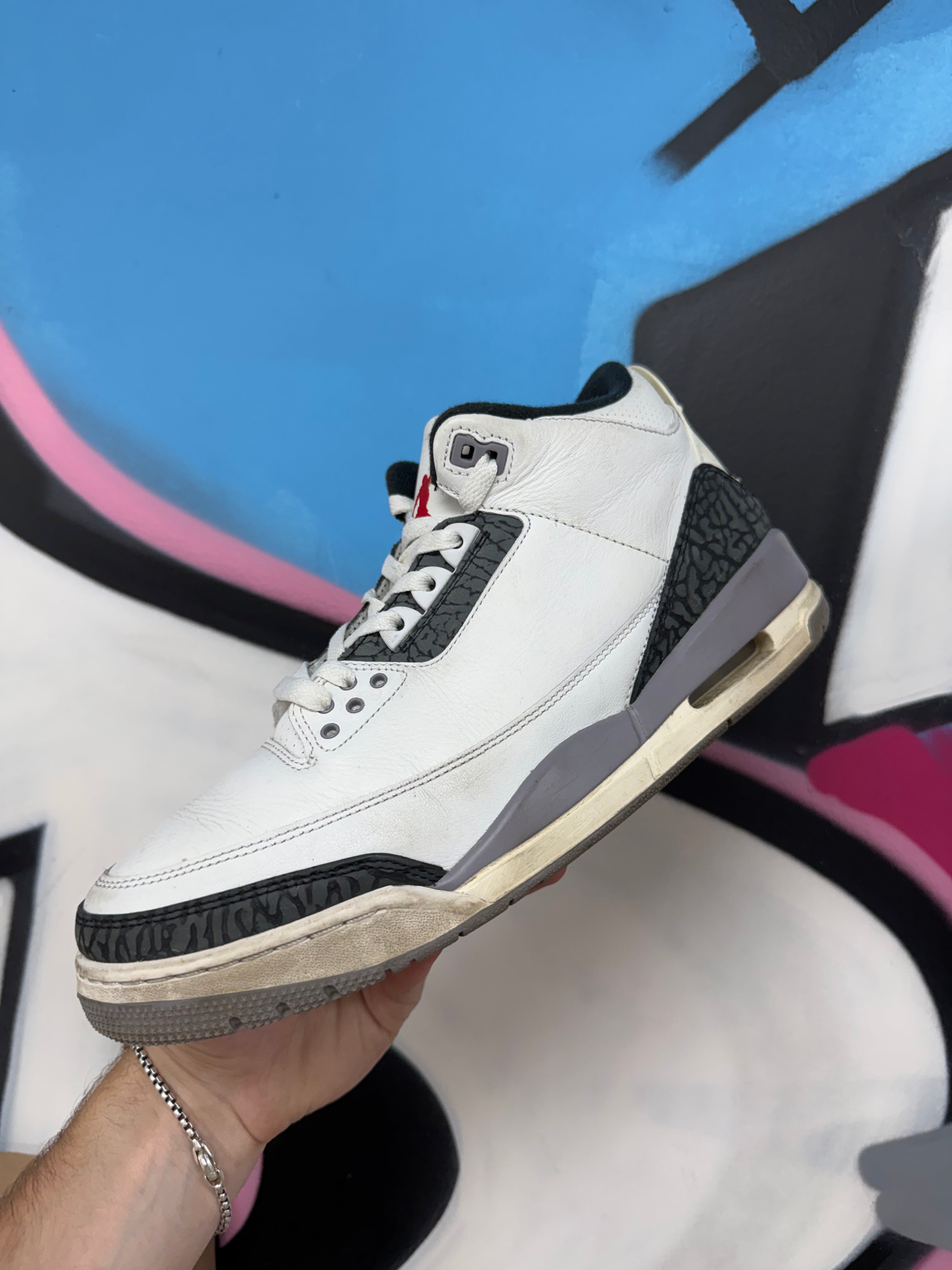 Jordan 3 Cement Grey Sneakers