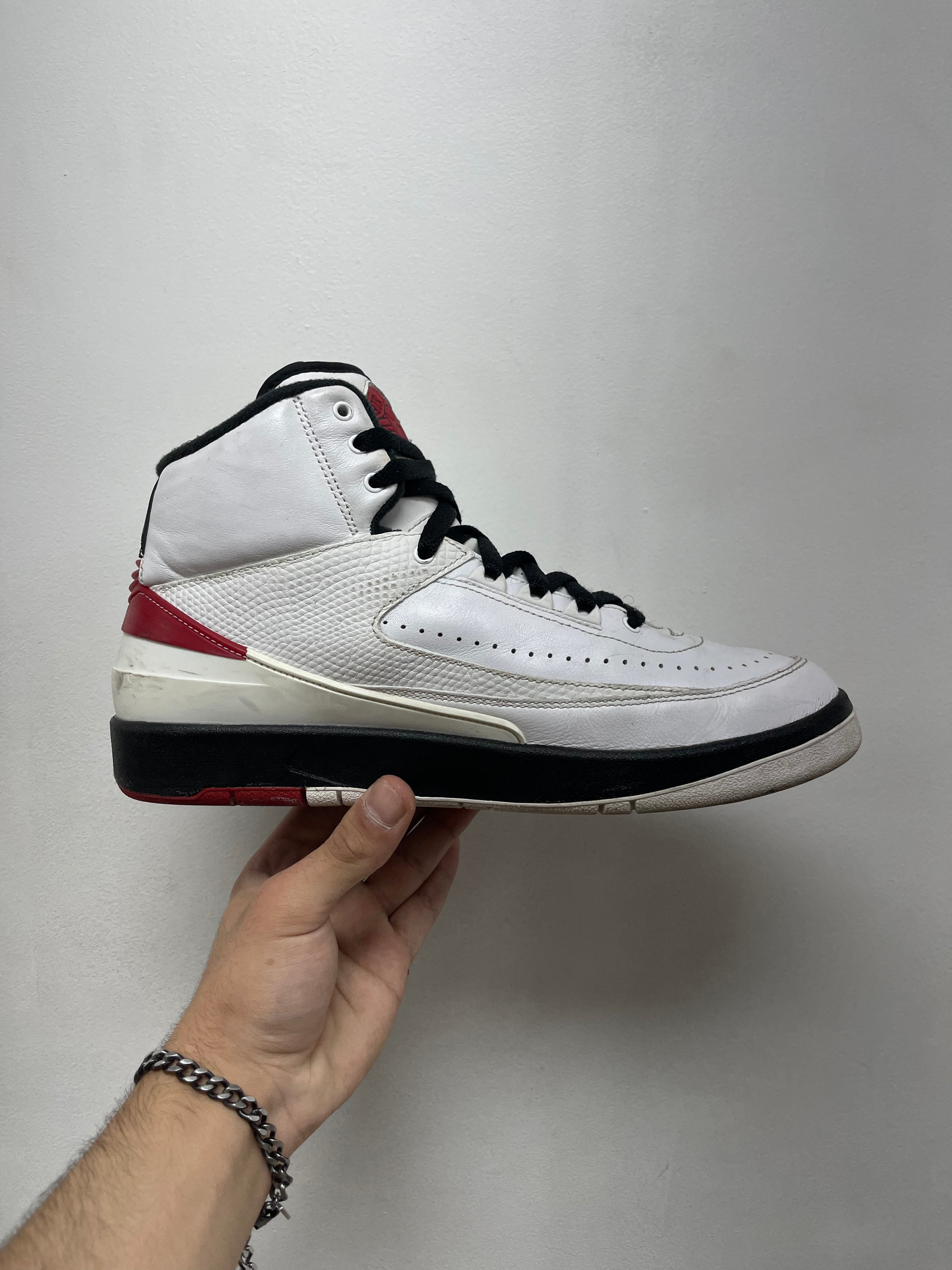 Jordan 2 Chicago Sneakers