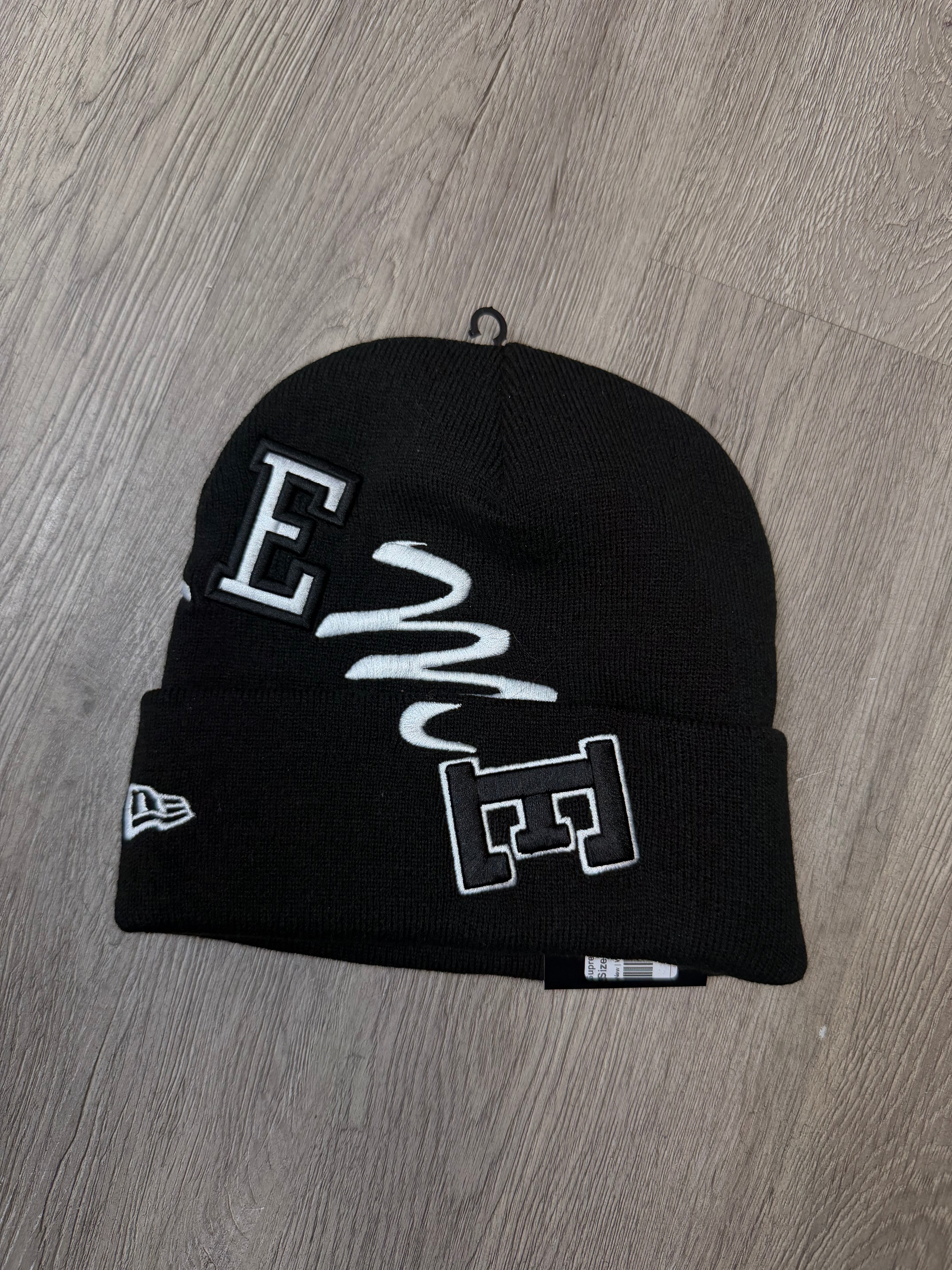 Supreme Black New Era Arc Beanie