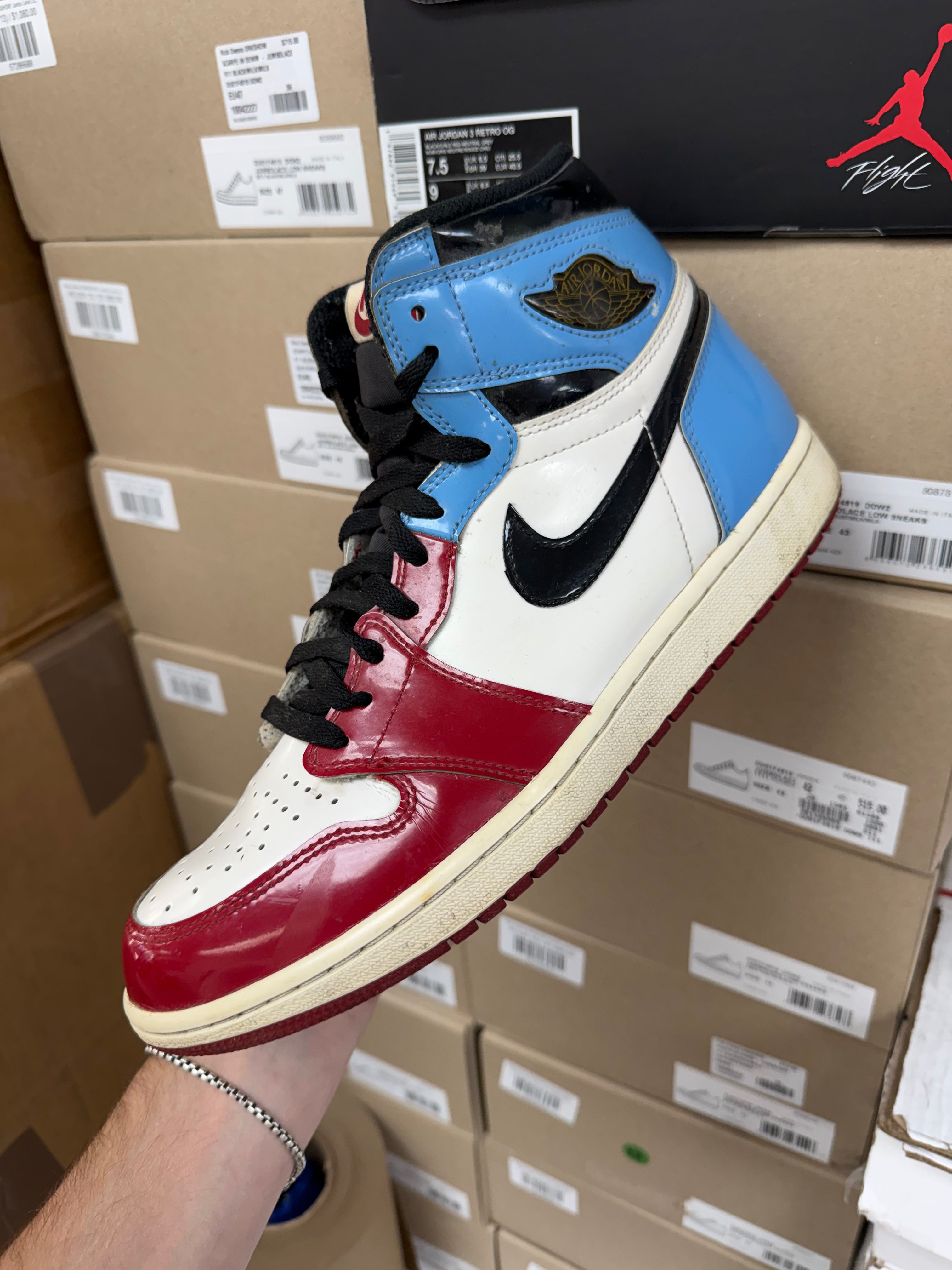 Jordan 1 Fearless Sneakers
