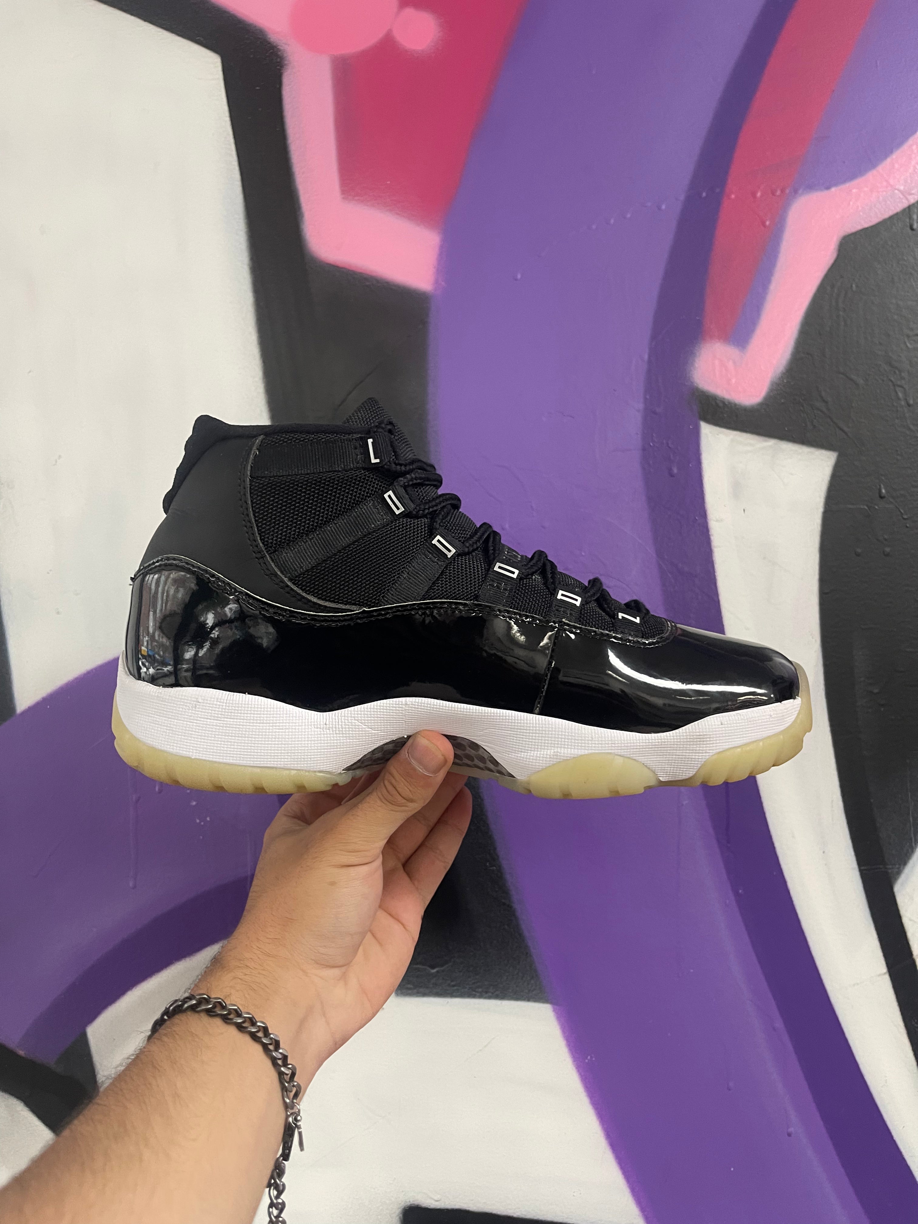 Jordan 11 Jubilee Sneakers