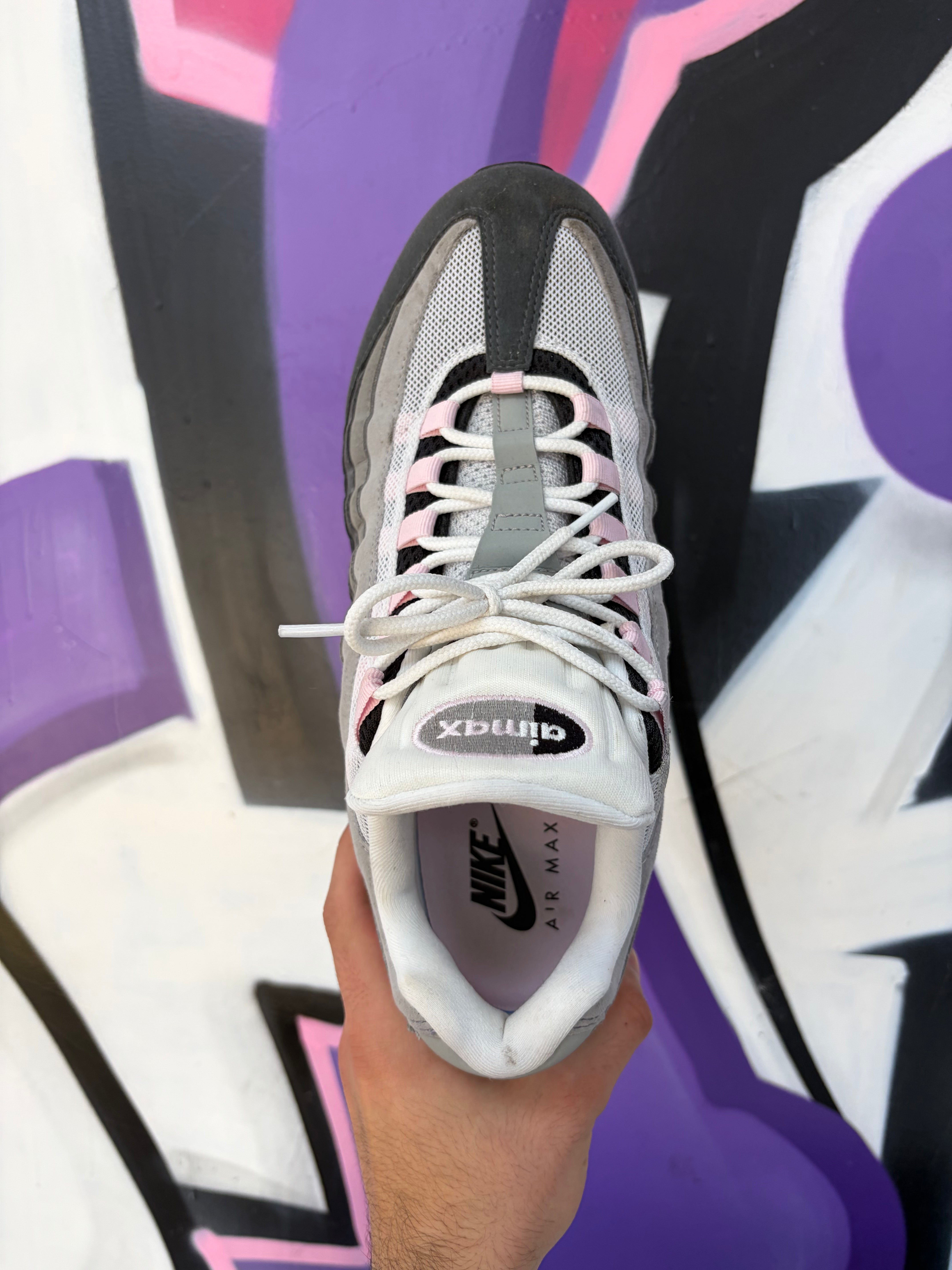 Nike AM95 Soft Pink Sneakers
