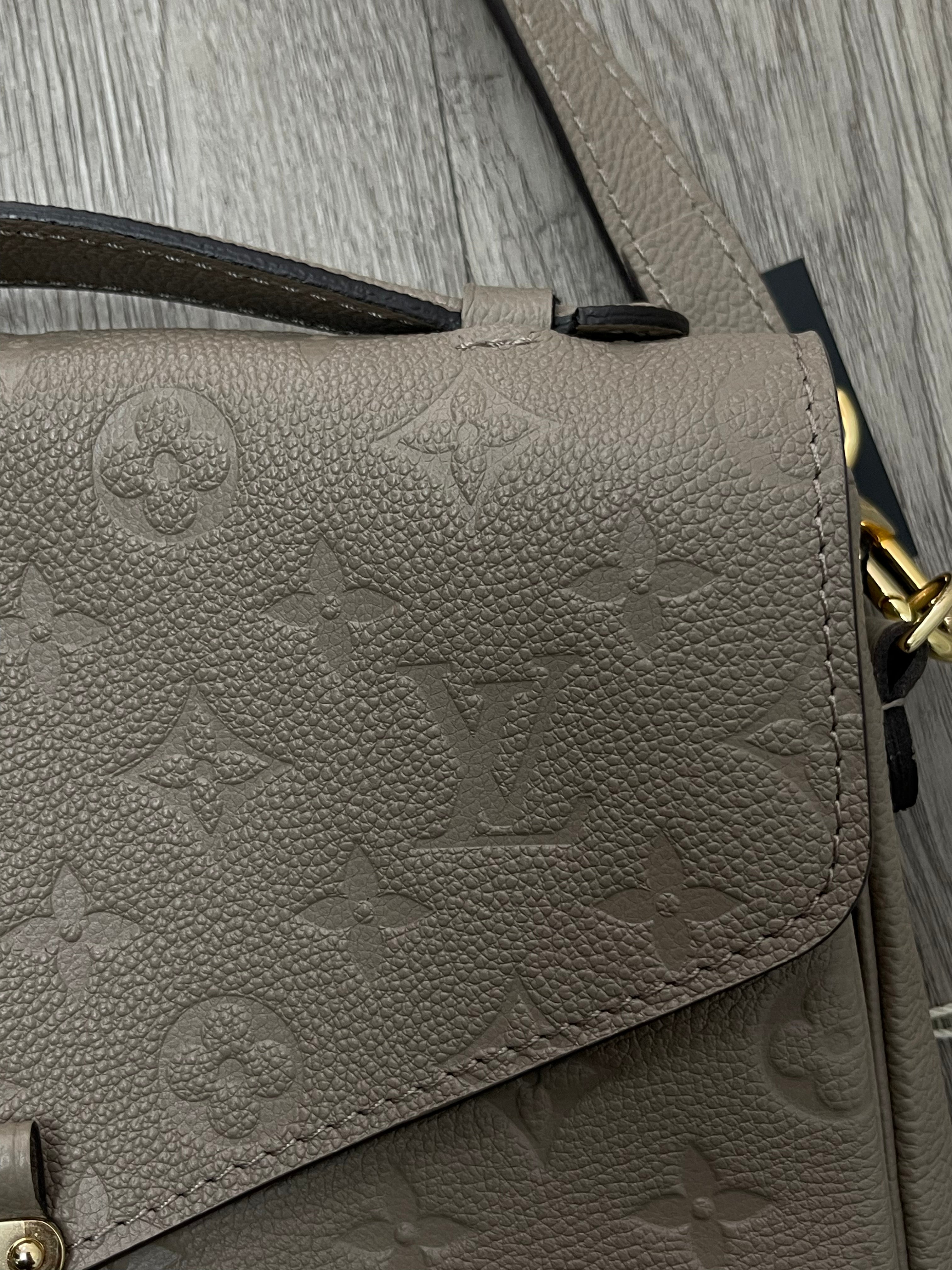 Louis Vuitton Beige Metis Pouchette Bag