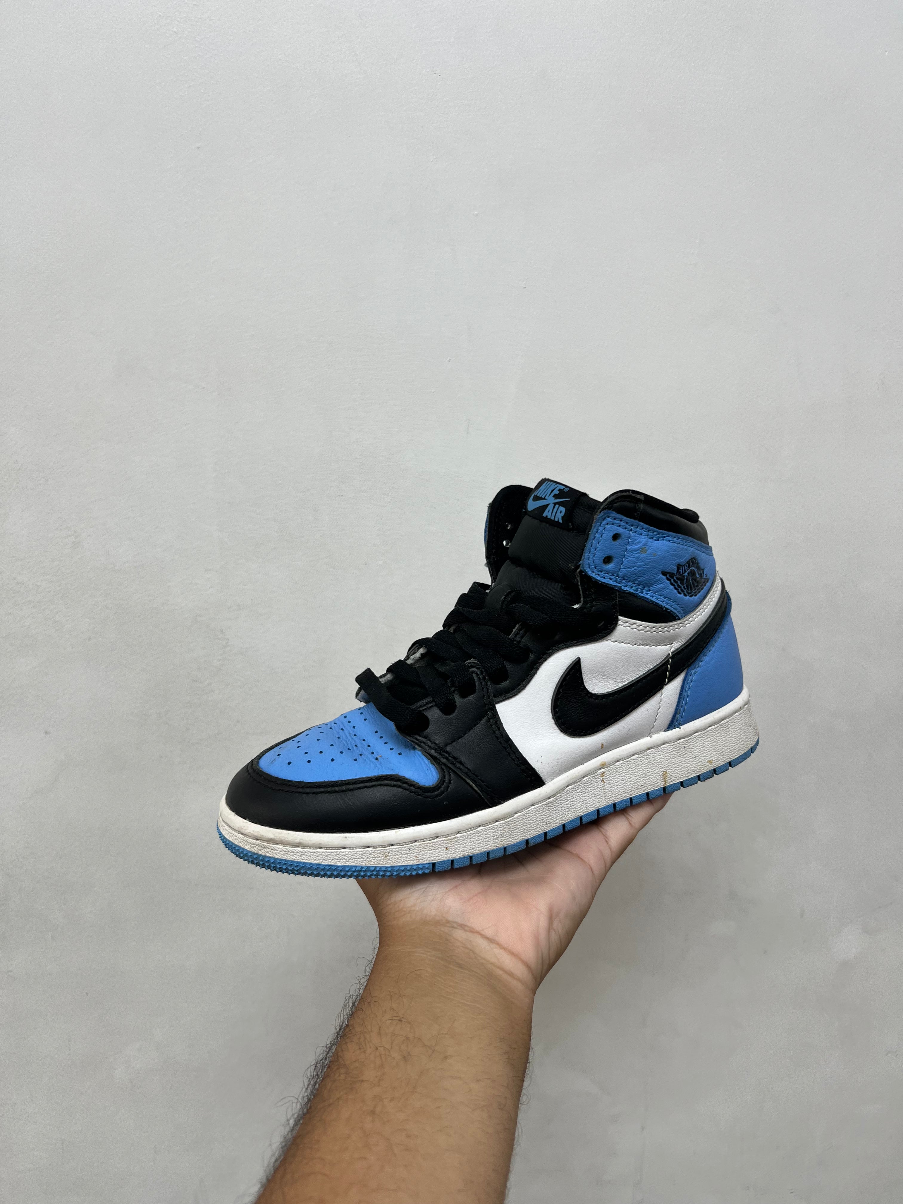 Jordan 1 UNC Toe Sneakers
