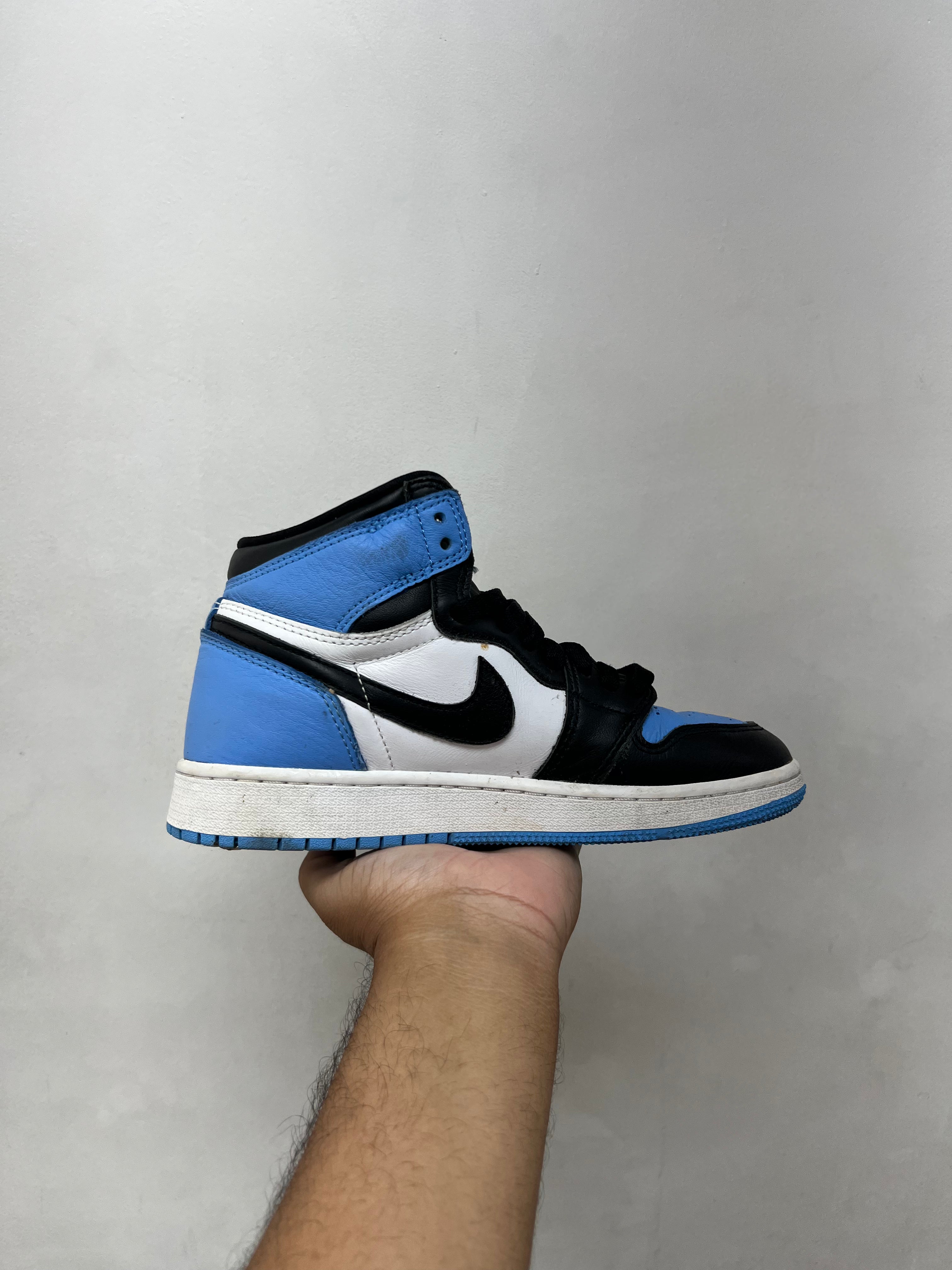 Jordan 1 UNC Toe Sneakers