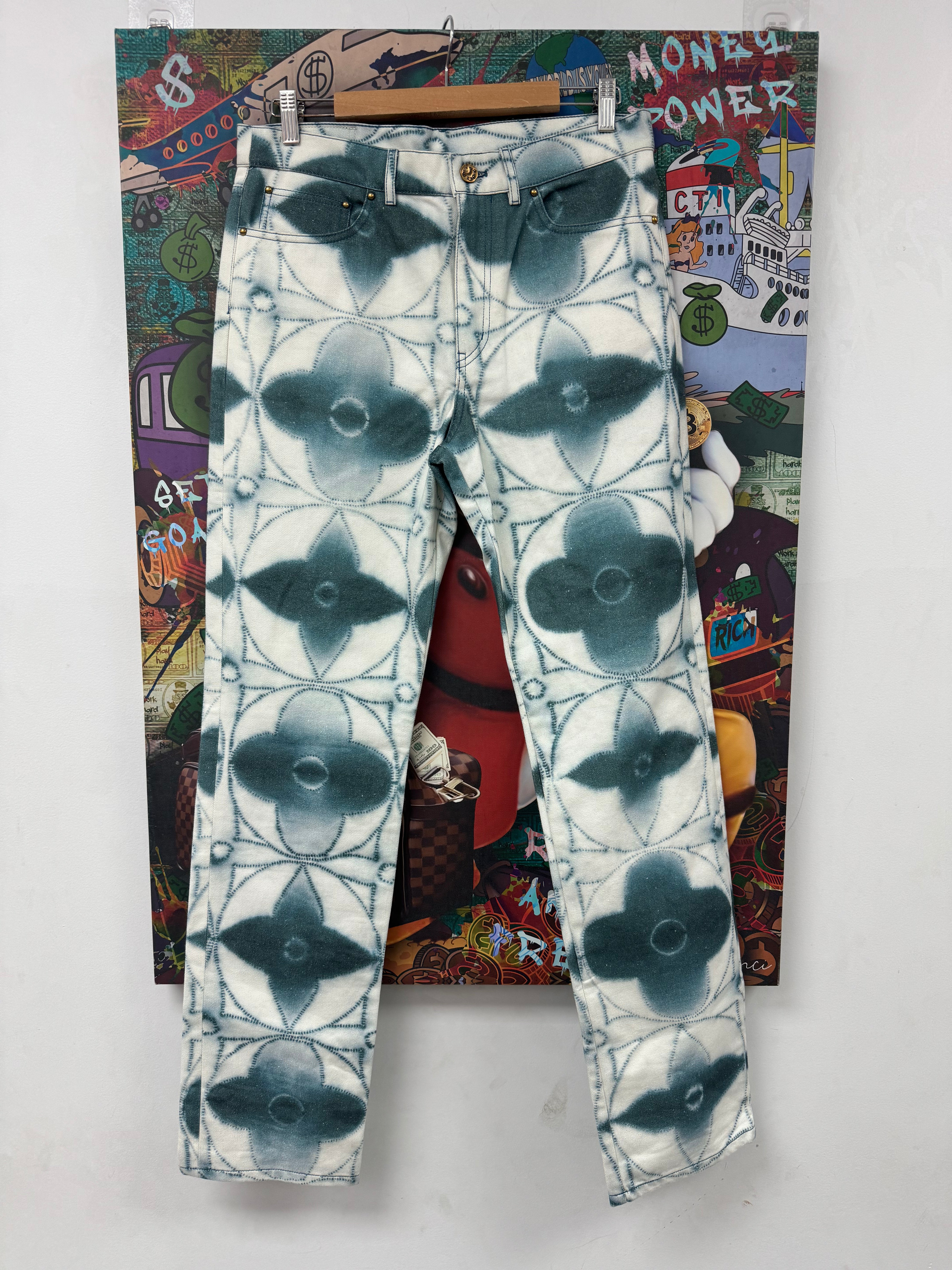 LV Tie Dye Monogram Denim Used 32