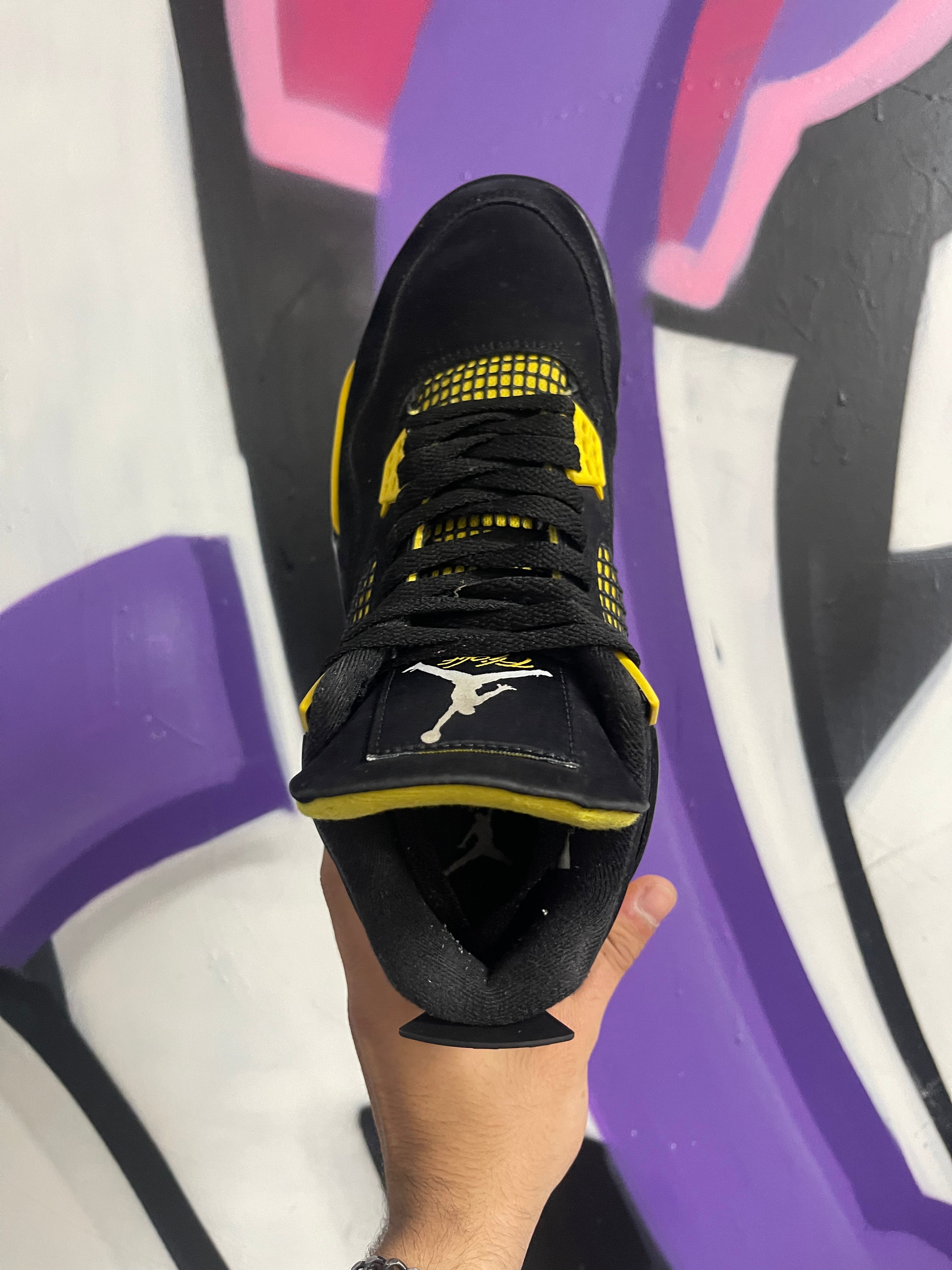 Jordan 4 Yellow Thunder Sneakers