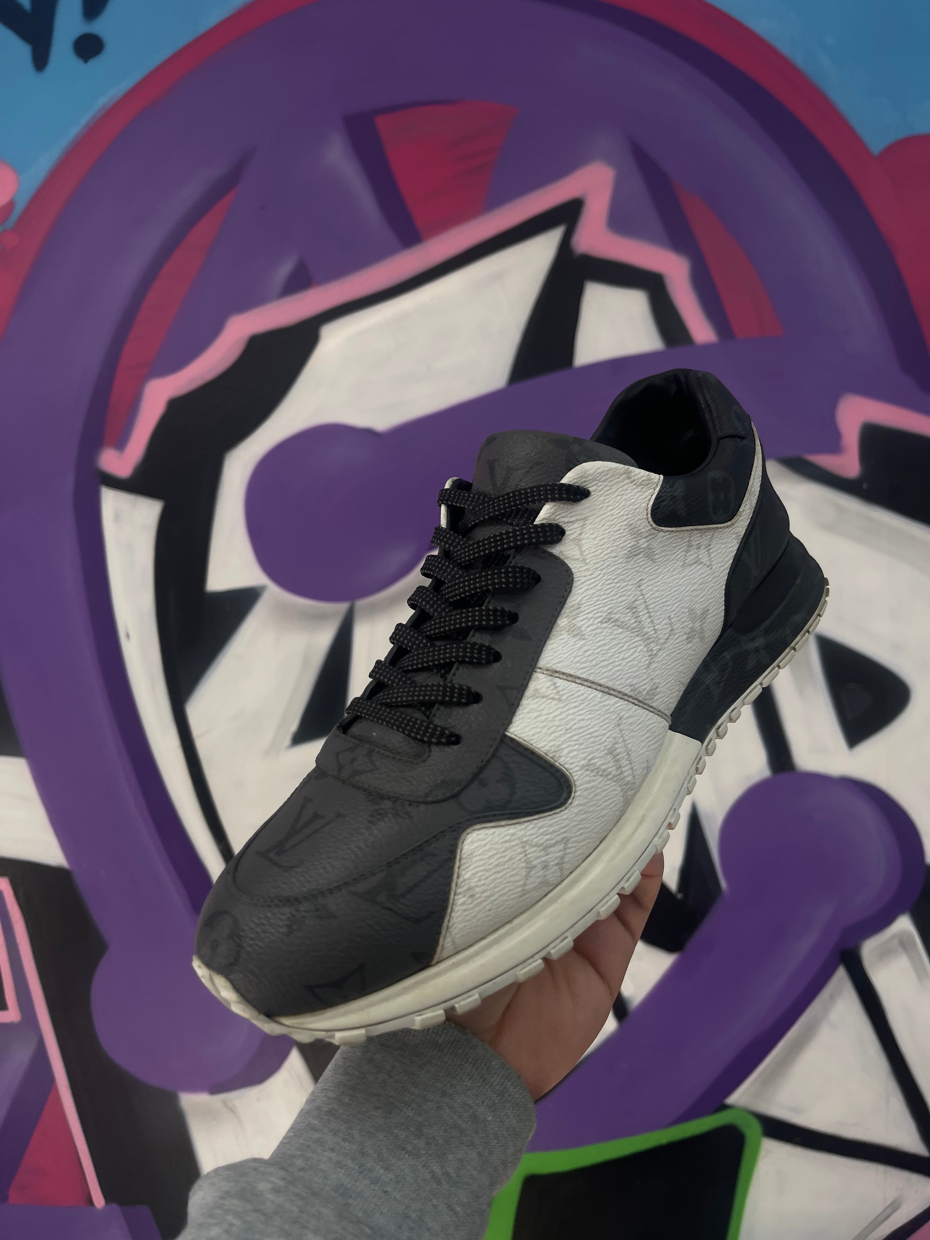 Louis Vuitton Runaway Grey White Black Sneaker
