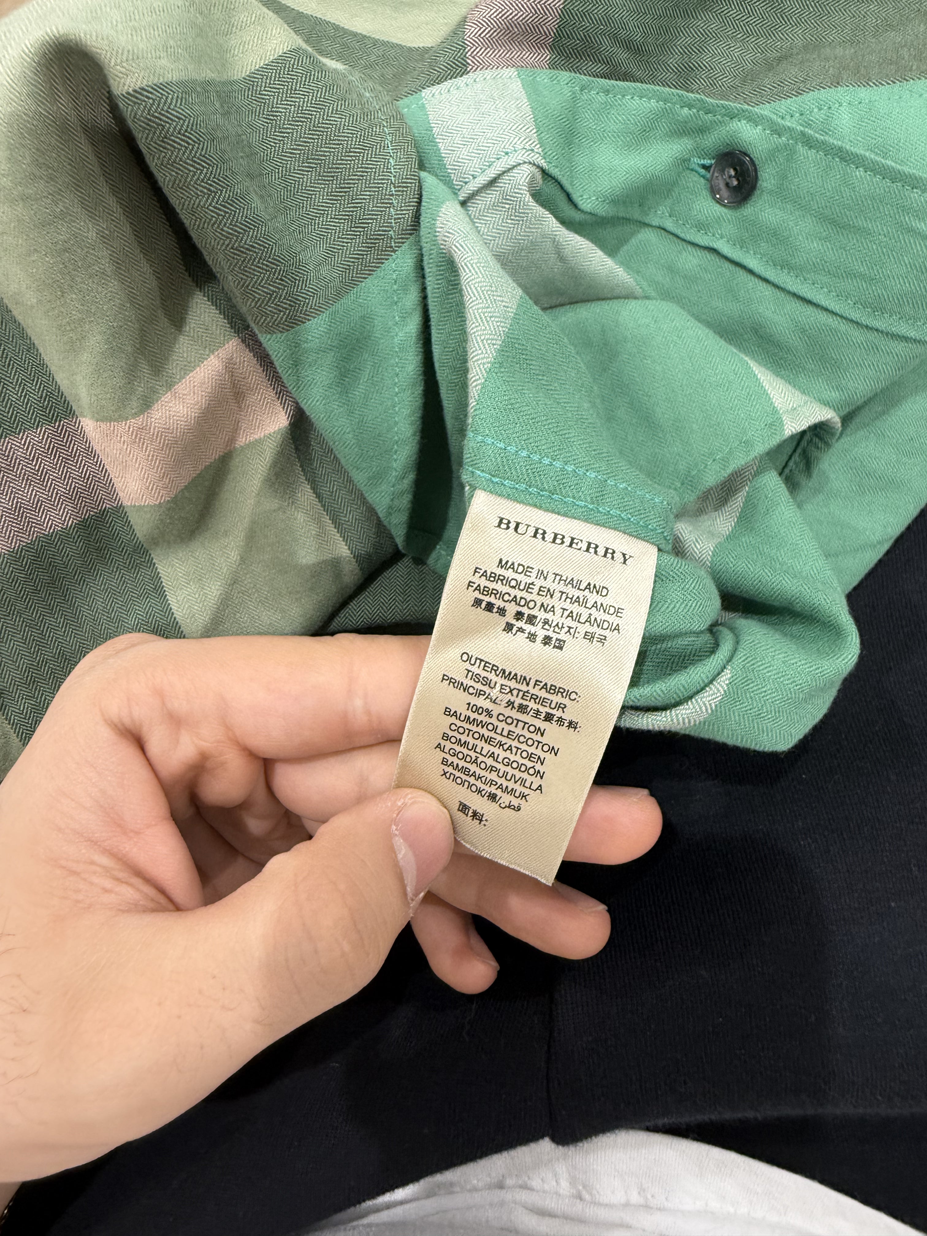 Burberry Button Up Green Large Used