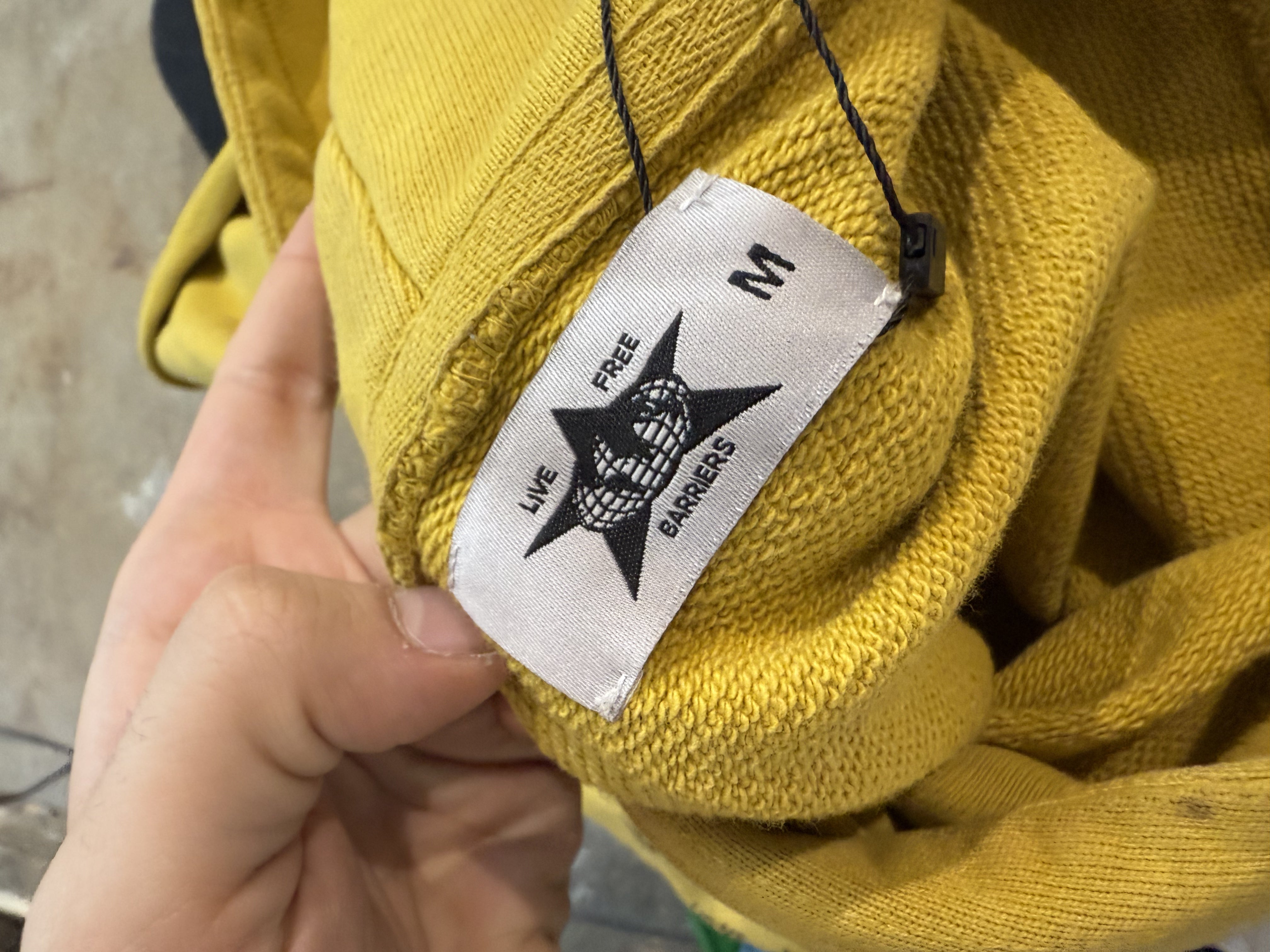 Barriers Hoodie King of Kings Yellow Used Medium