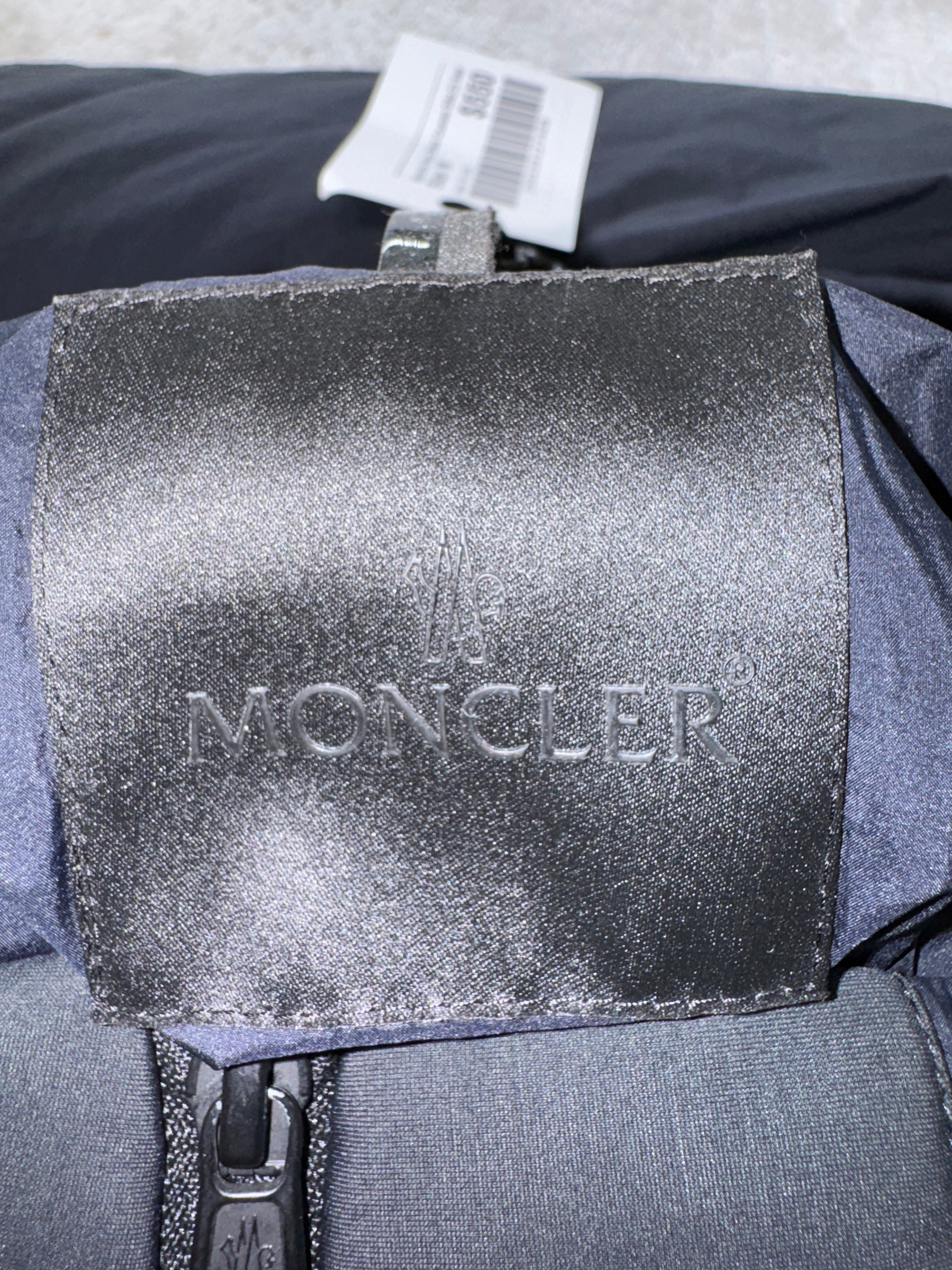 Moncler Causses Gilet Navy & Black Vest