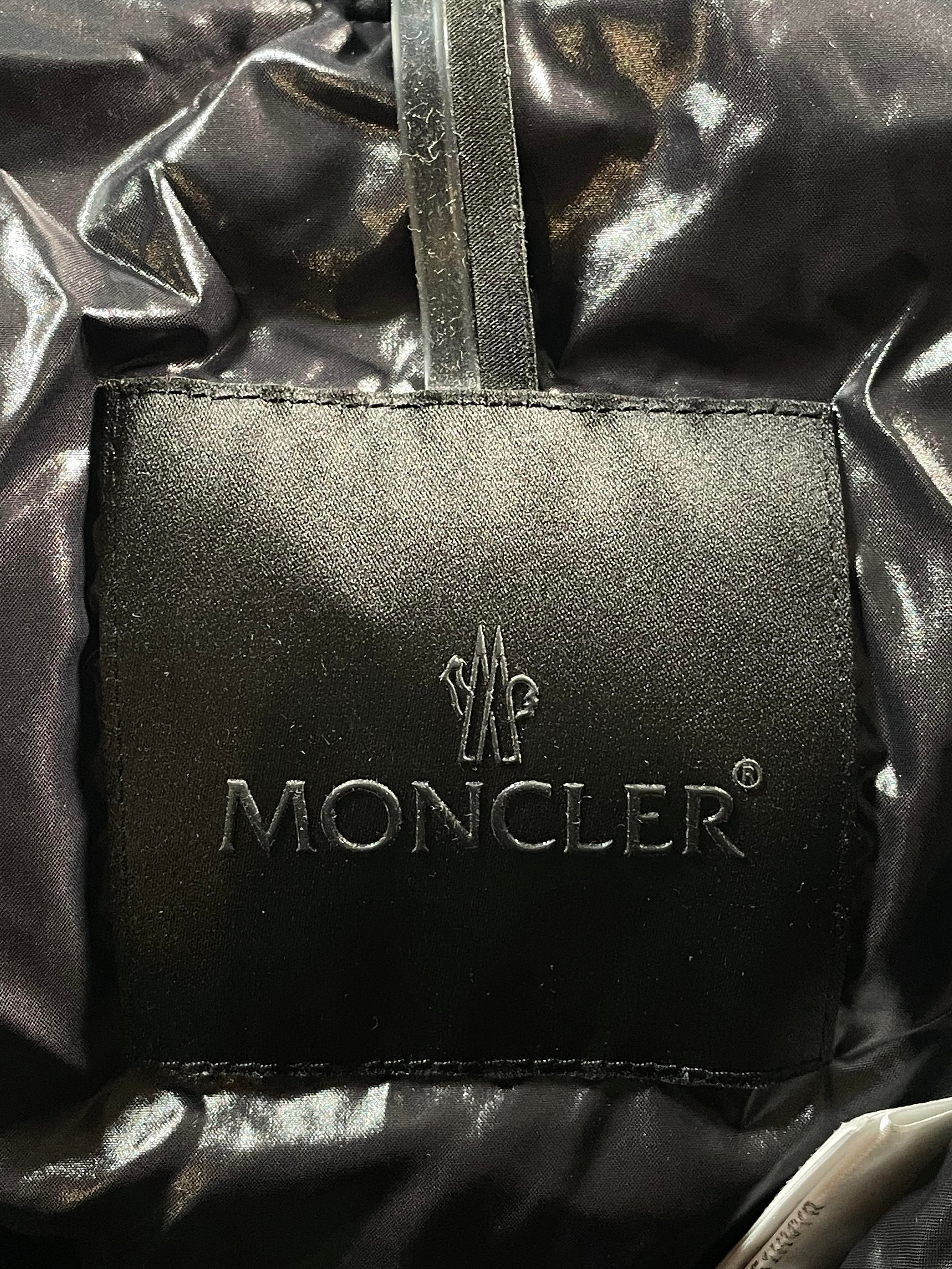 Moncler Maures Giubbotto Black Jacket