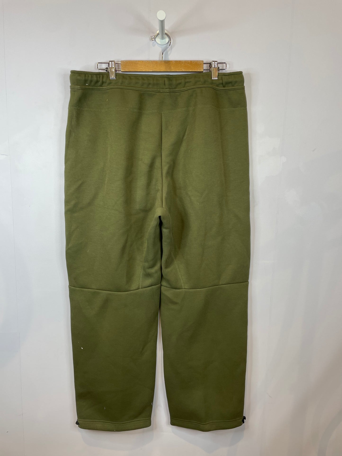 Nike Tech Olive Sweatpants