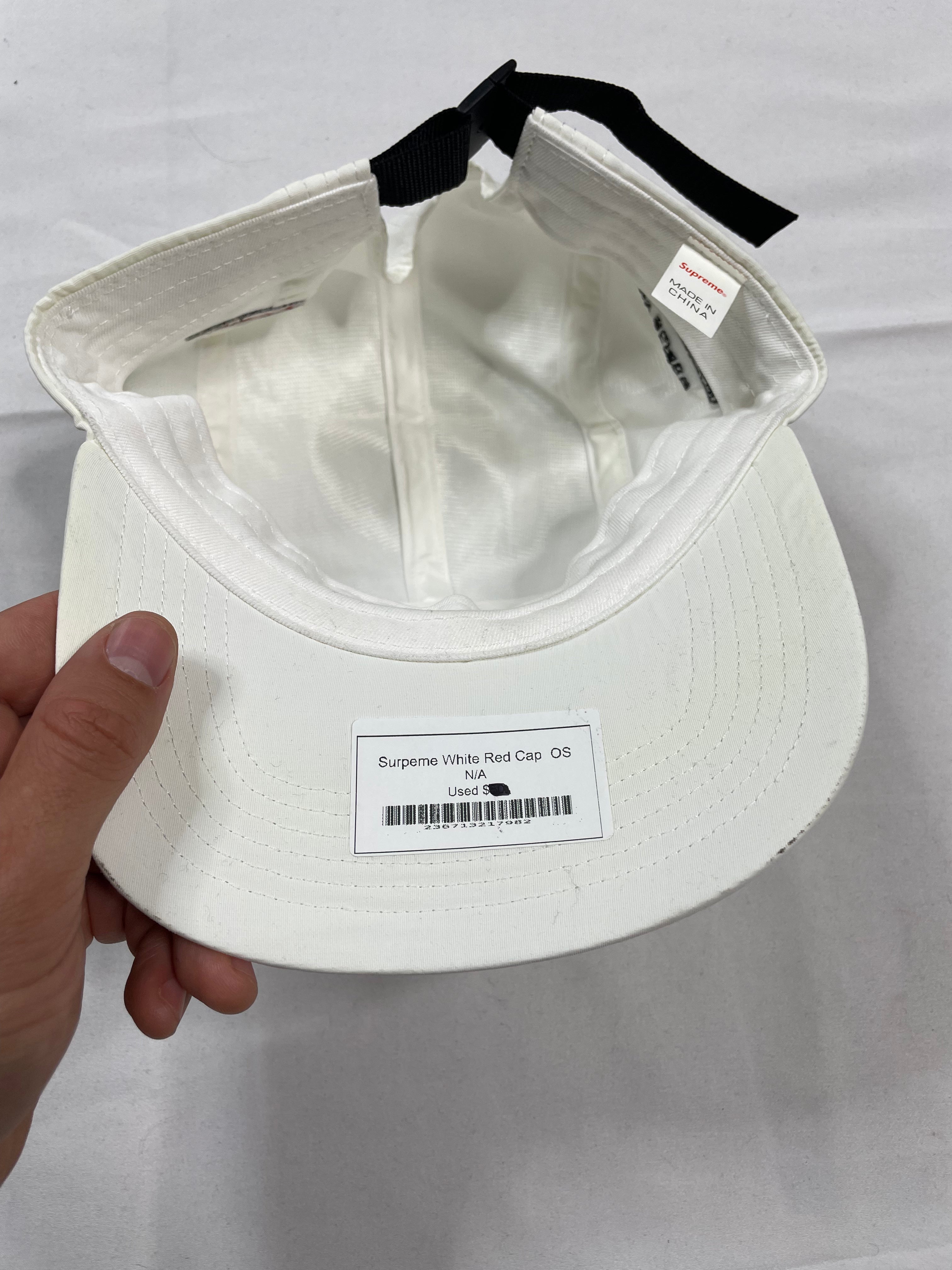 Surpeme White Red Cap size:OS Used