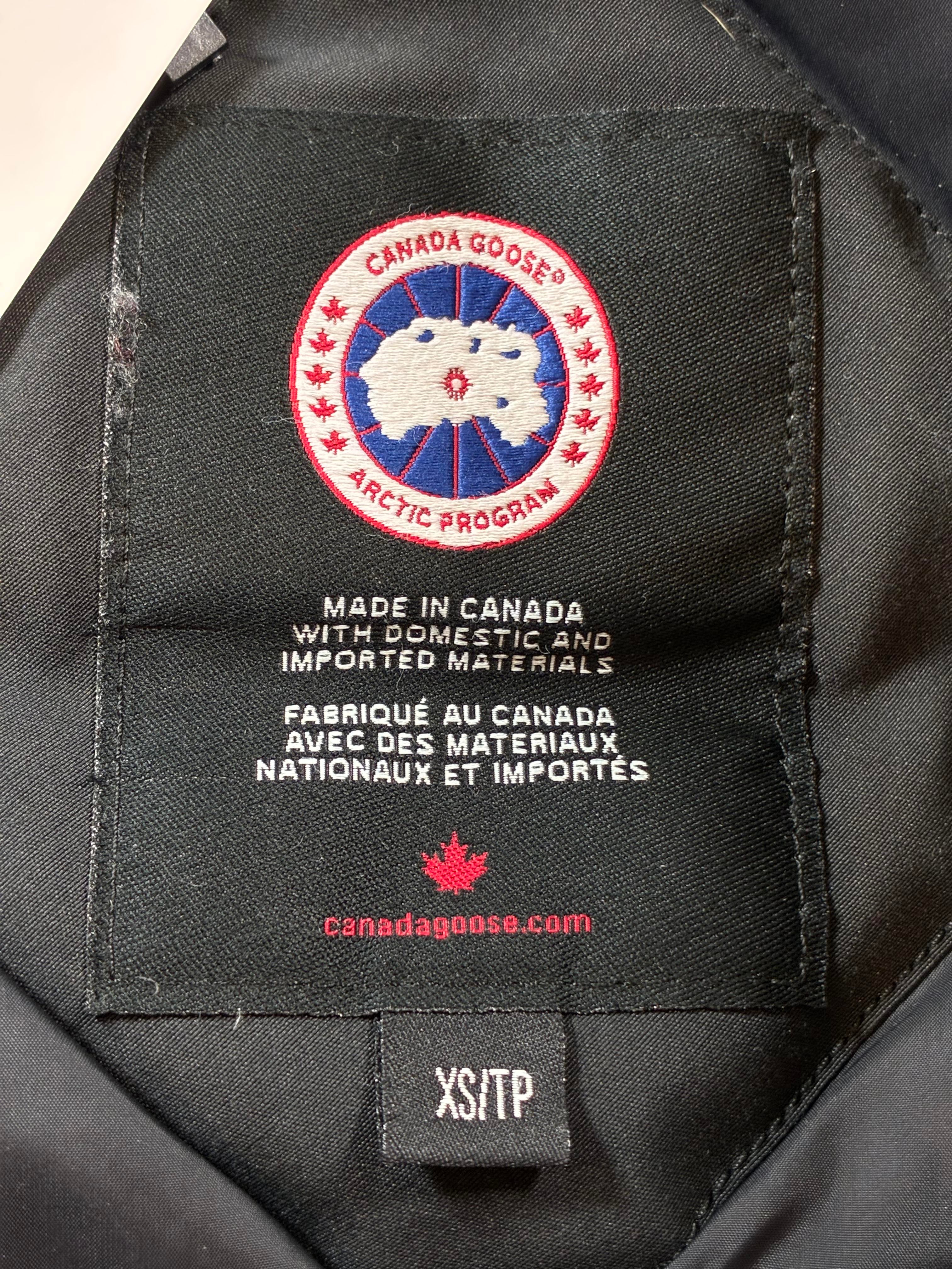 Canada Goose Women's Black Parka Fur