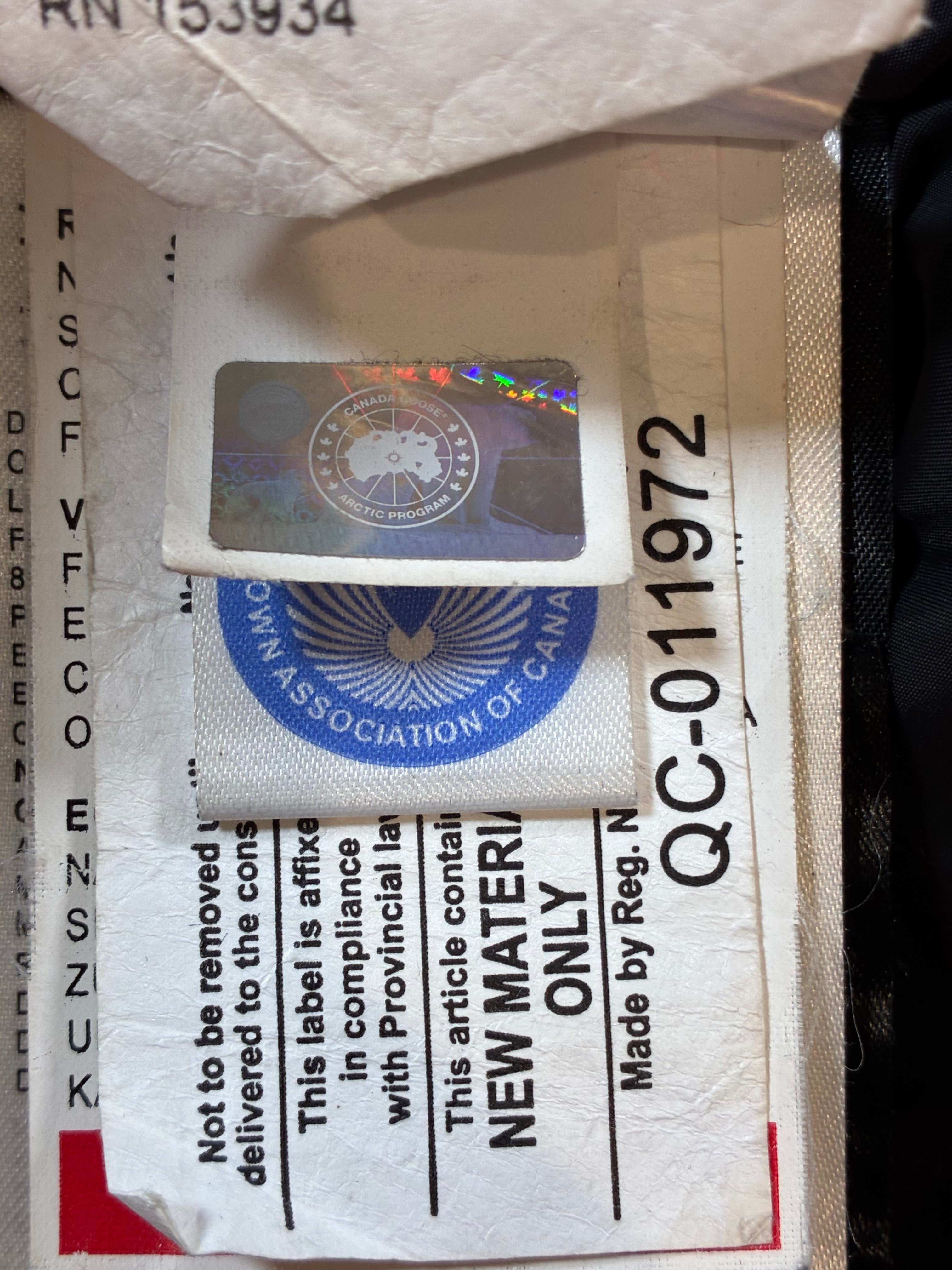 Canada Goose Women's Black Parka Fur