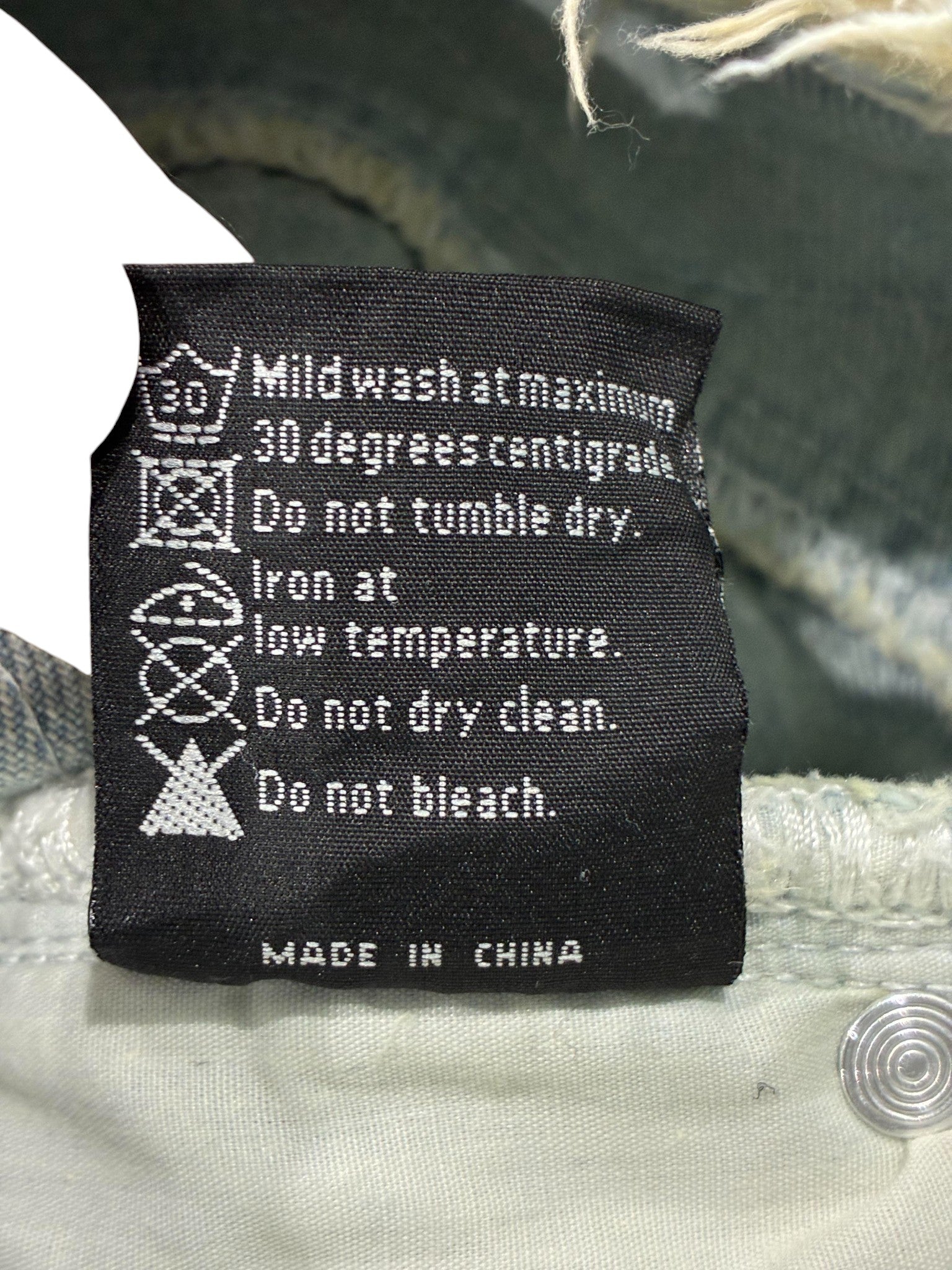 WDW Distressed Bleach Wash Denim Jeans