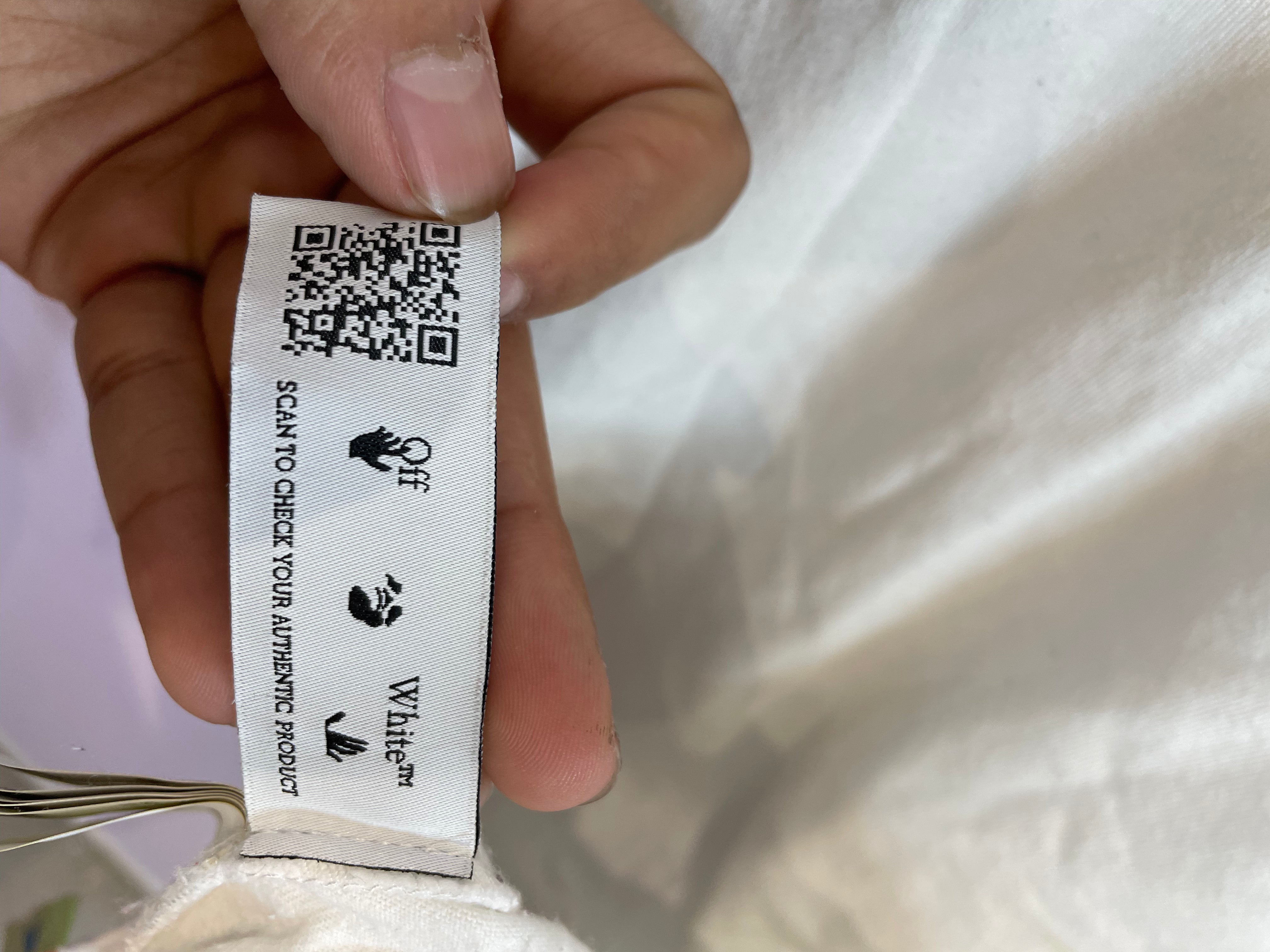 Off-White Tee White Red Spray Paint Used XL