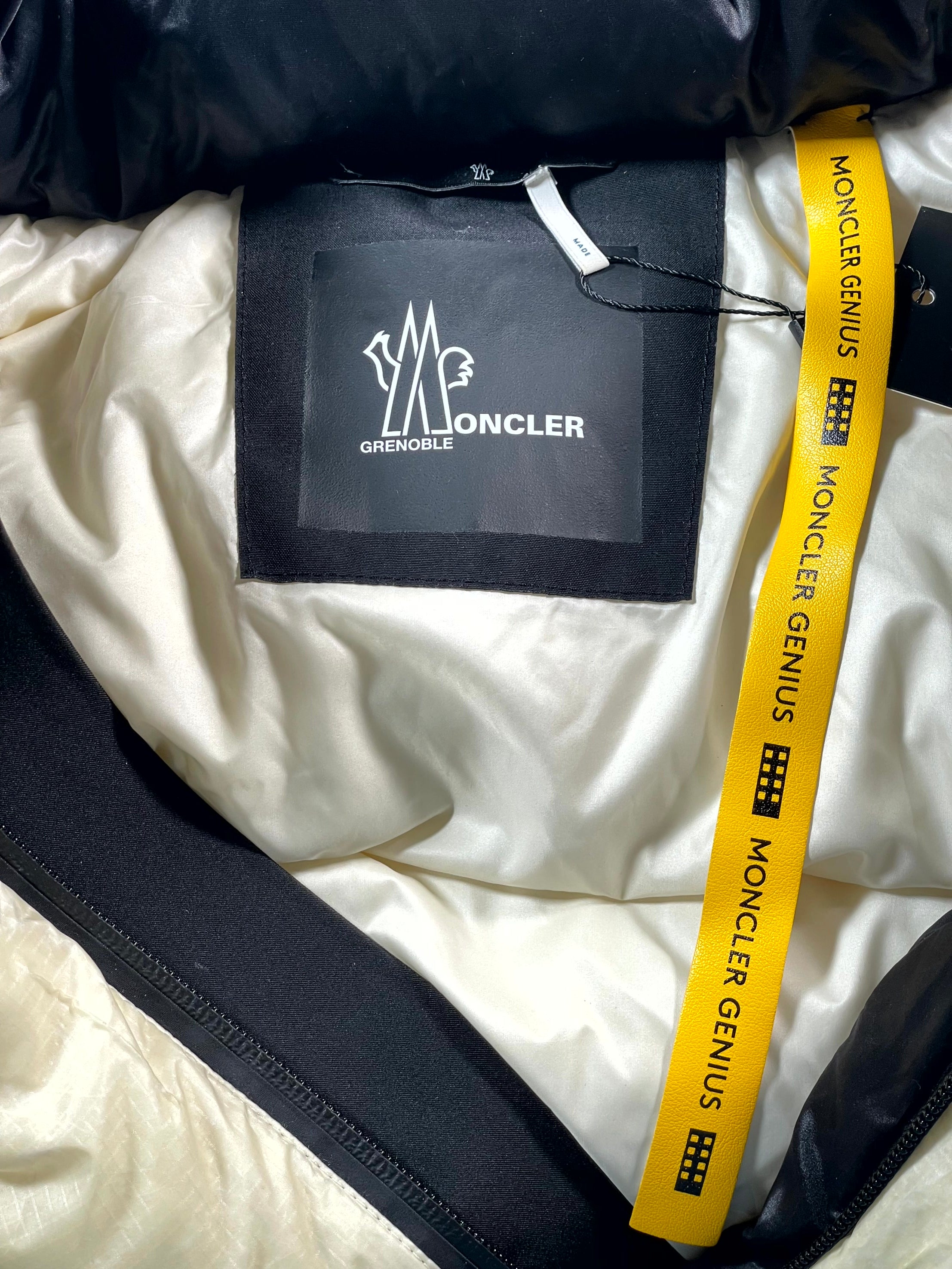 Moncler Puffer White Jacket