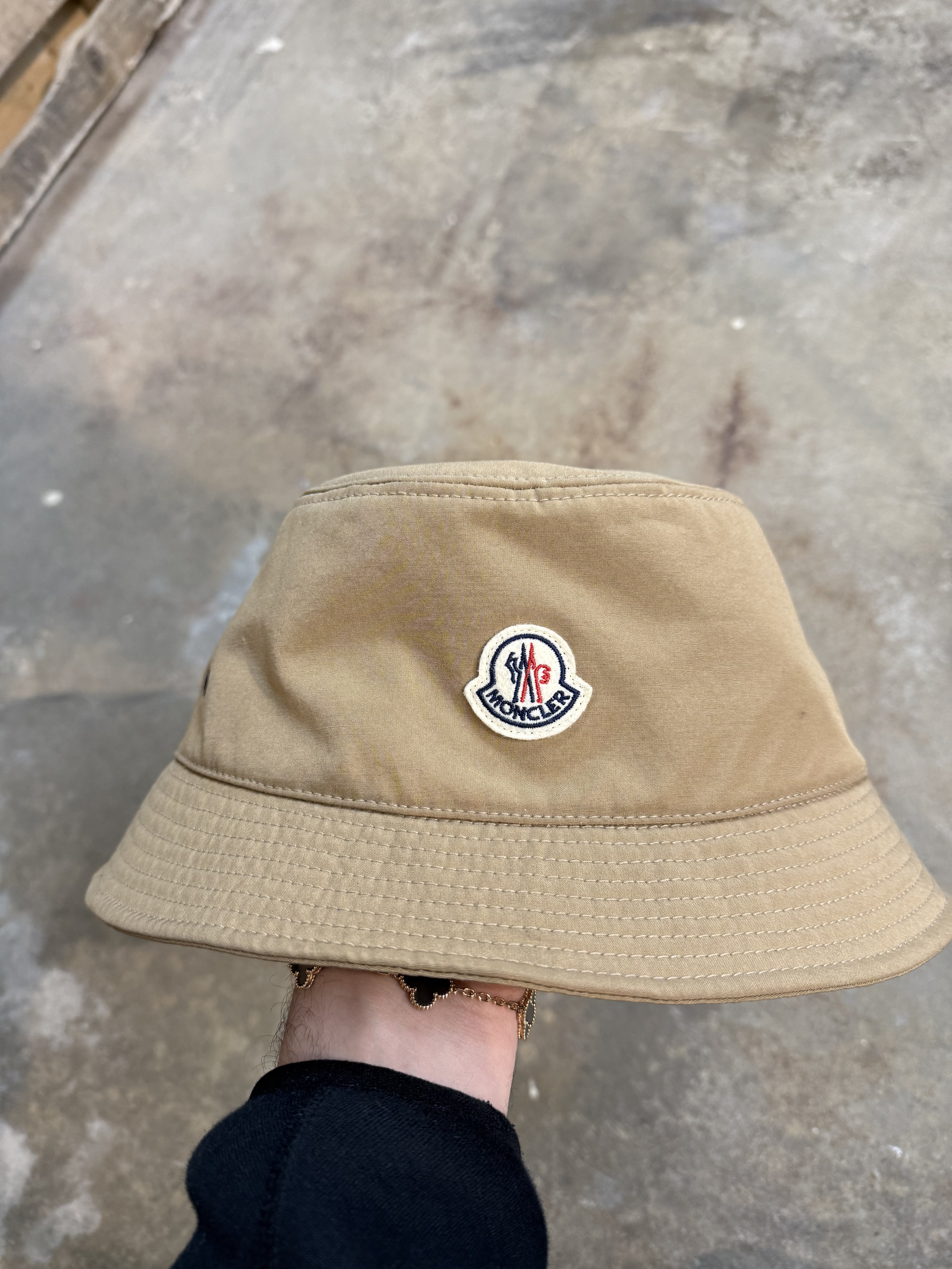 Moncler Bucket Hat Tan Used Large