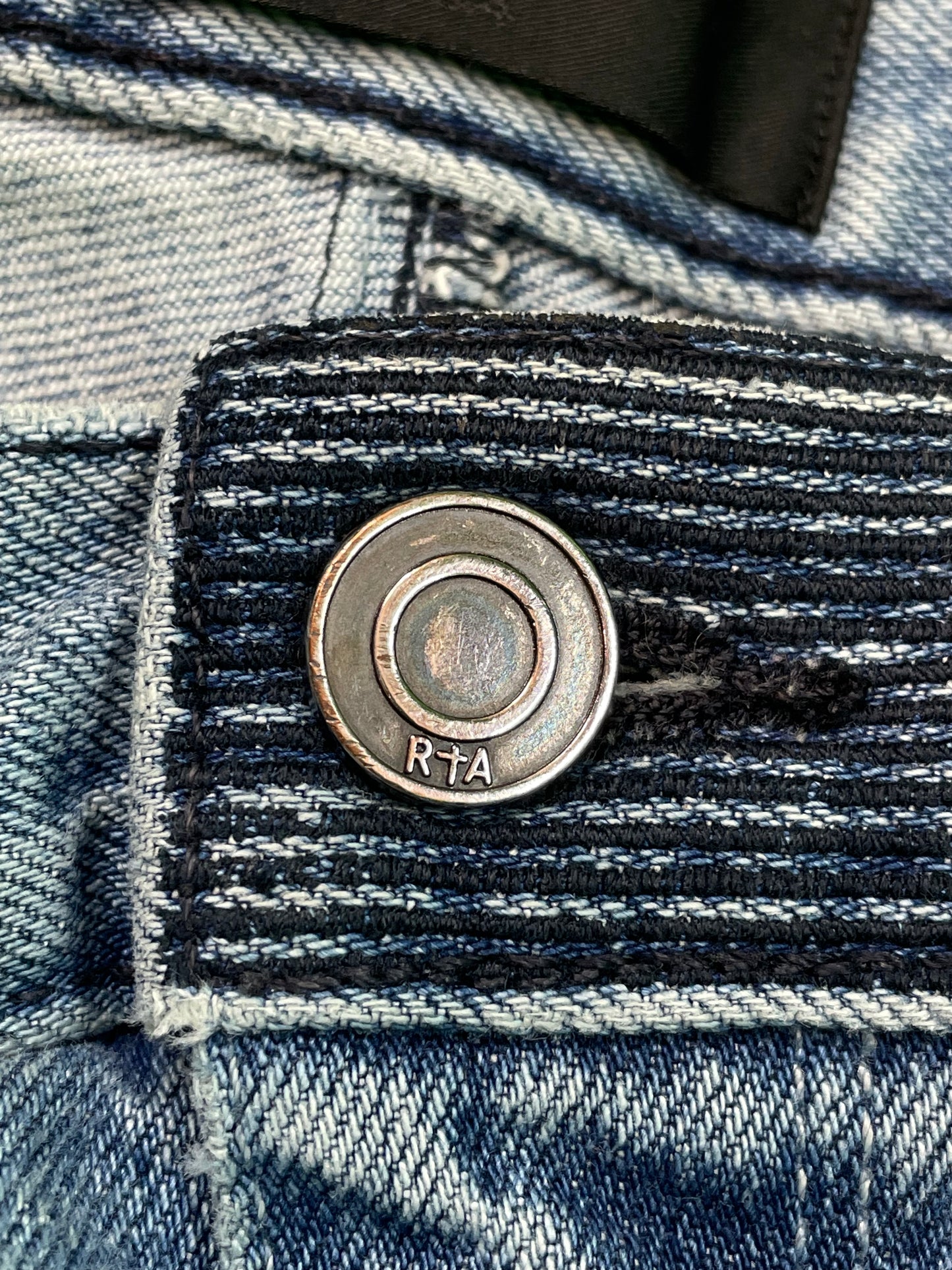 RTA Light Wash Blue Jeans