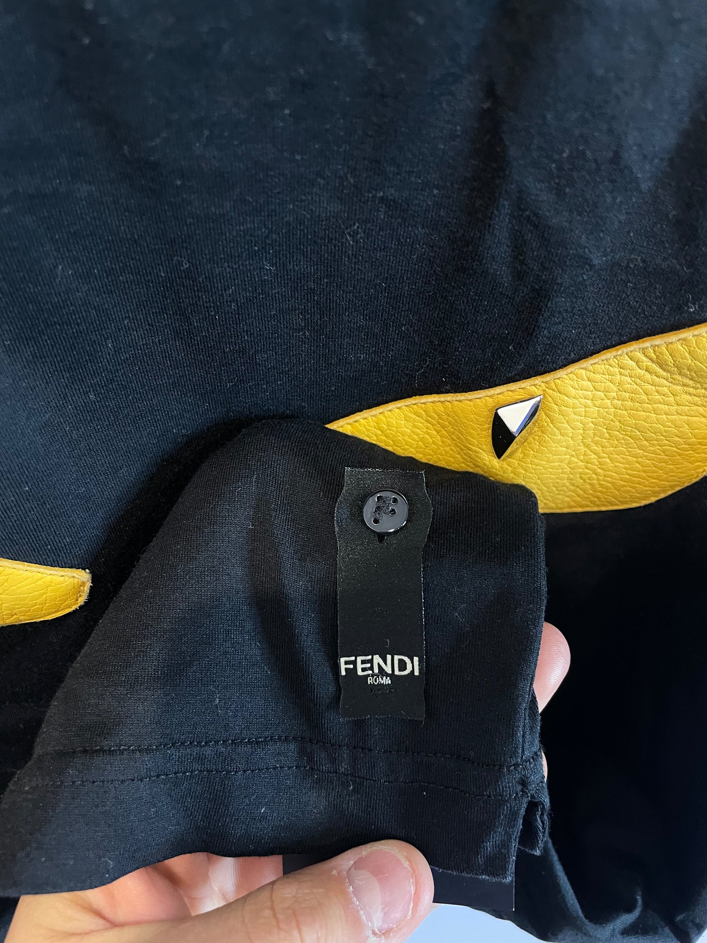 Fendi Monster Eyes Tee Black Yellow Used 48 (Small)