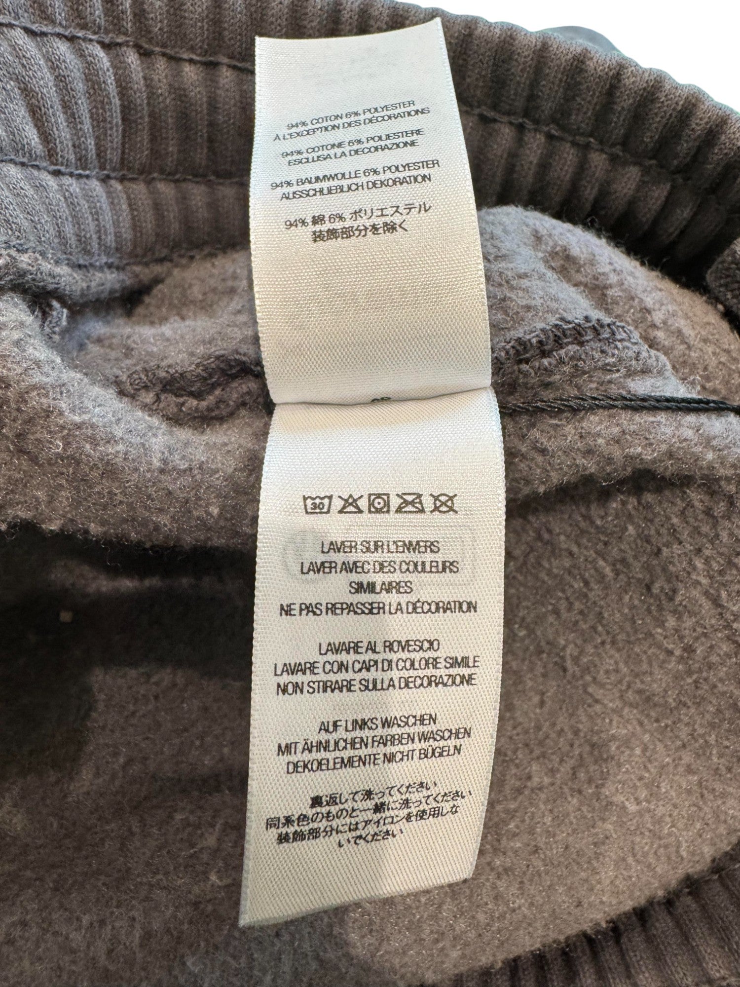 Supreme Classic Logo Grey Shorts