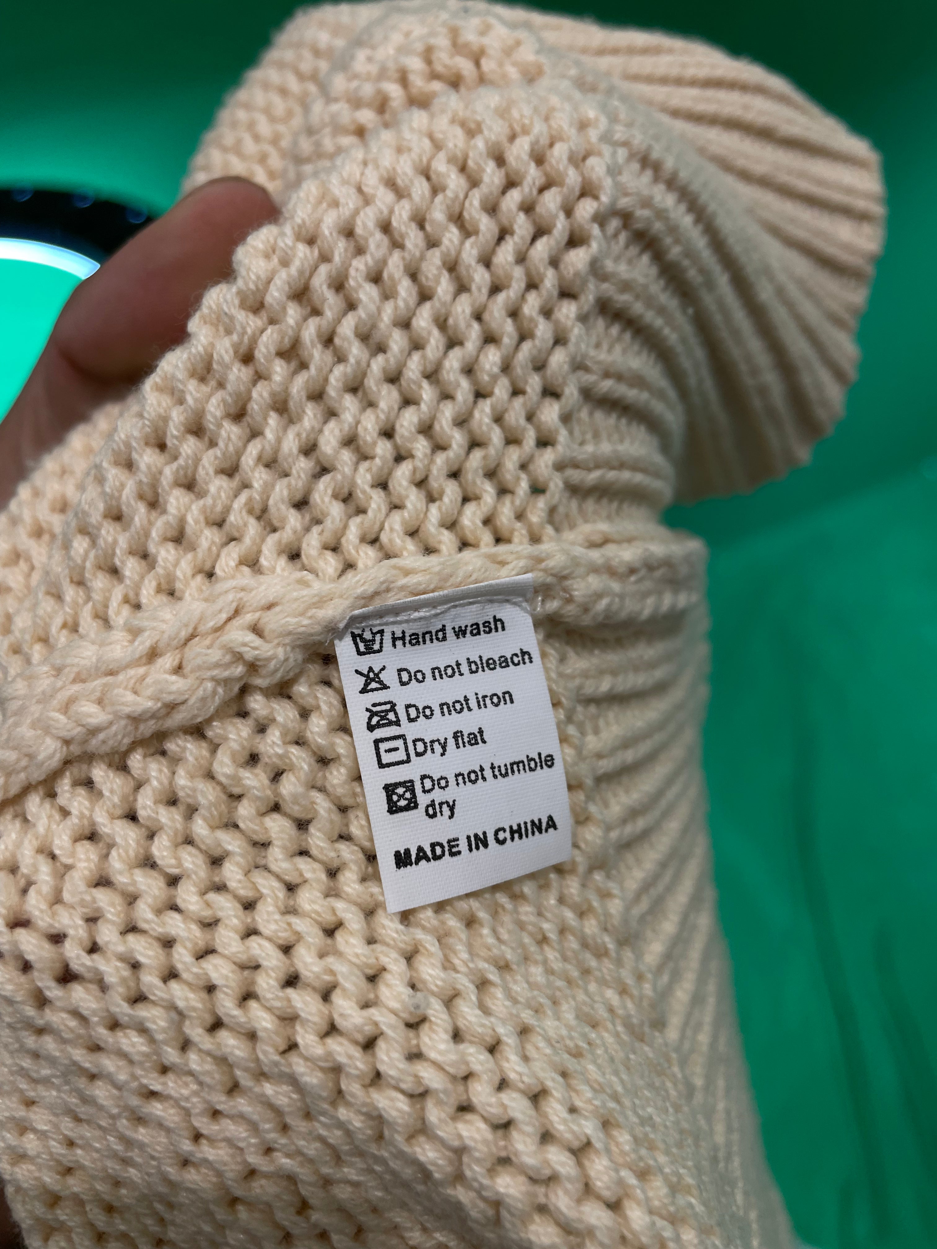 VALE Knit Zip Up Cream Sweater